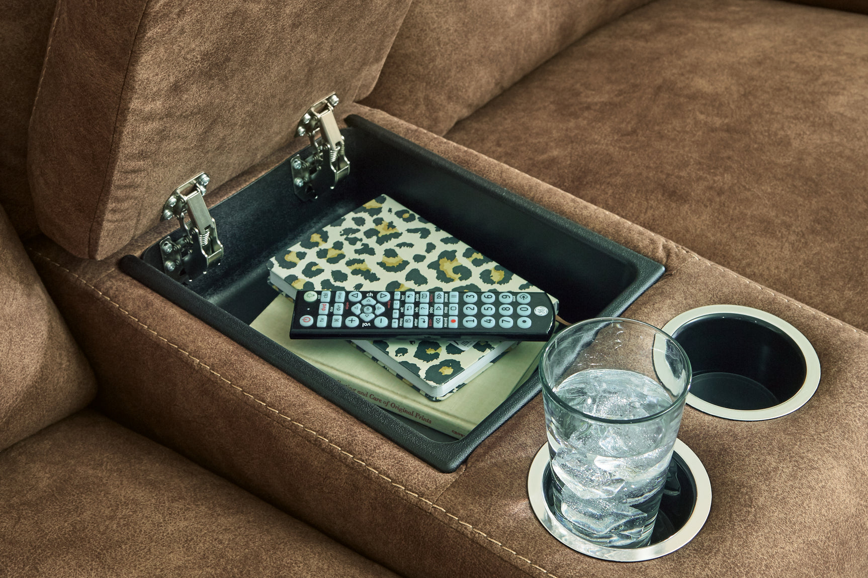 Edenwold Living Room - Tampa Furniture Outlet