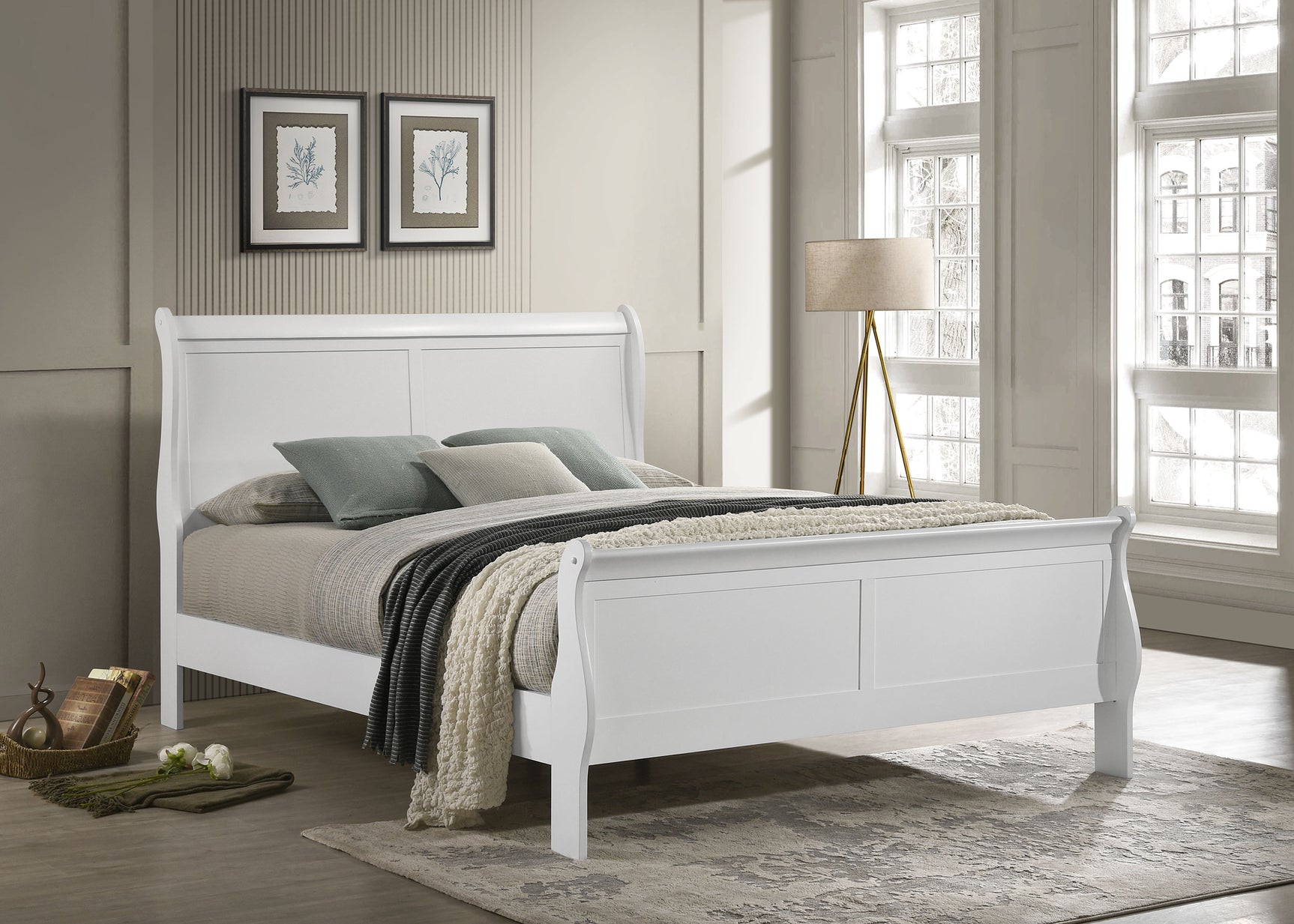 Louis Philippe 47-inch Eastern King Sleigh Panel Bed White - Tampa Furniture Outlet