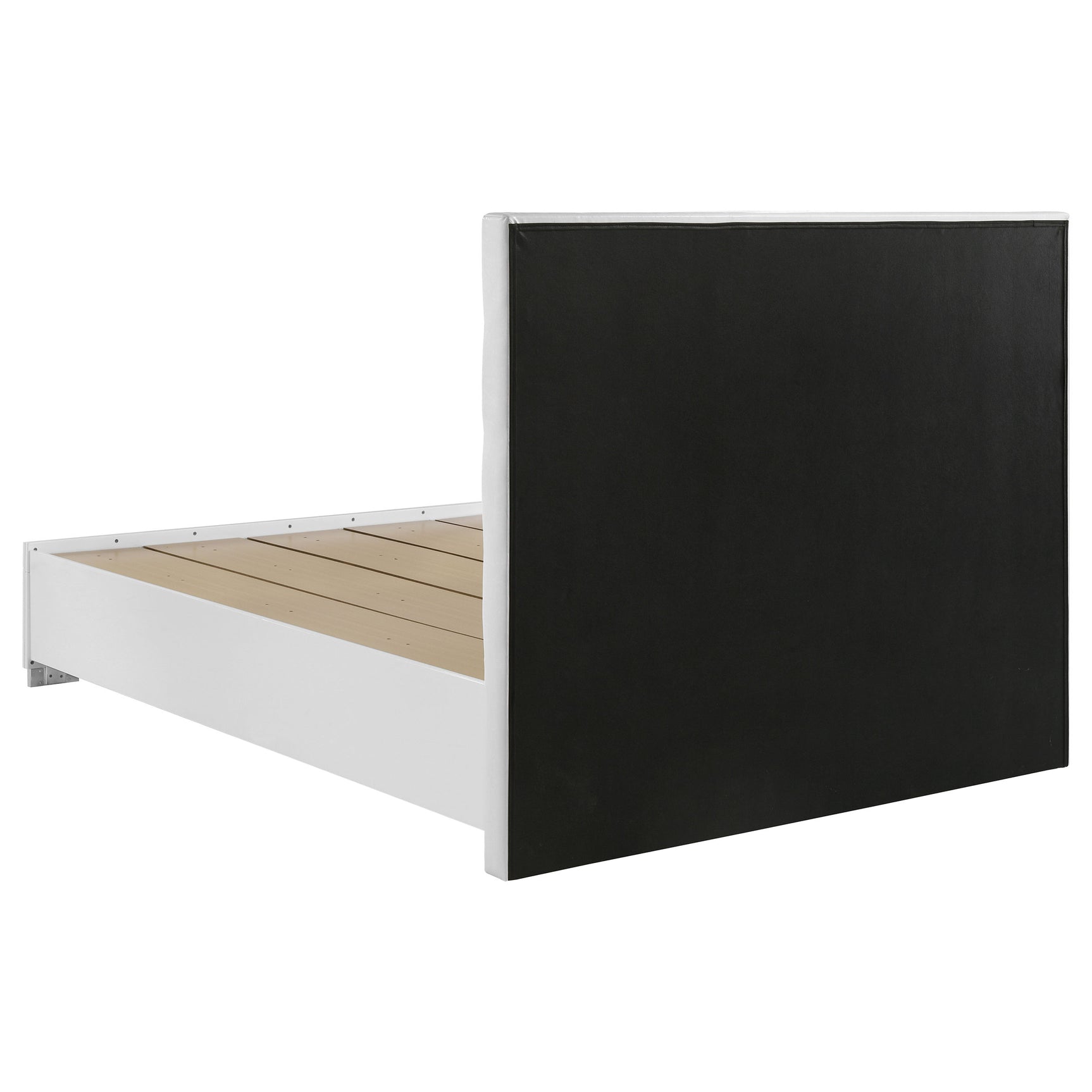 Felicity 4-piece Eastern King Platform Bedroom Set White - Tampa Furniture Outlet