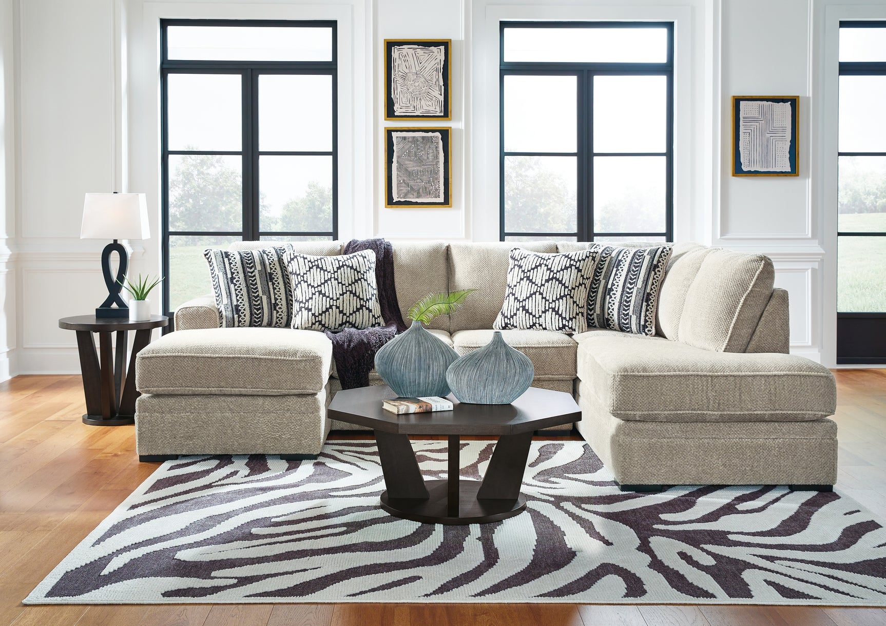 Calnita Sectional - Tampa Furniture Outlet
