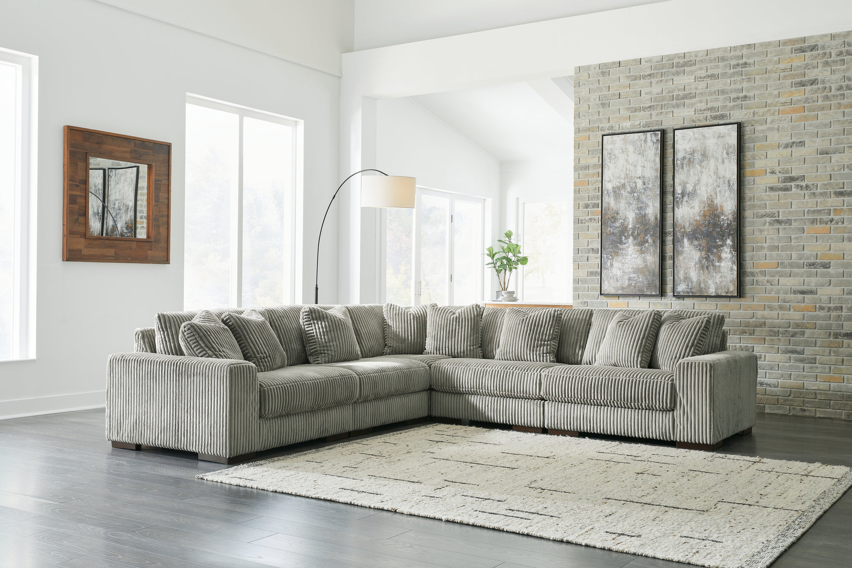 Tampa Furniture Outlet - Ashley Furniture - Lindyn Sectional - RAF 6-Piece Sectional / Ivory - 21104S20