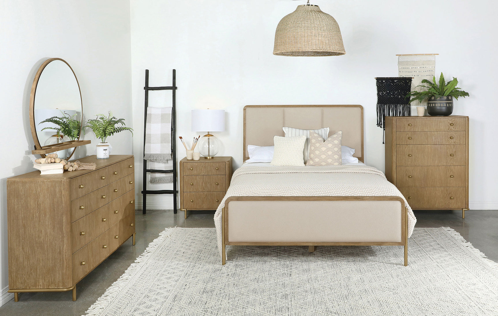 Tampa Furniture Outlet - Coaster - Arini 5-piece Eastern King Bedroom Set Cream and Sand Wash - 224301KECRM-S5