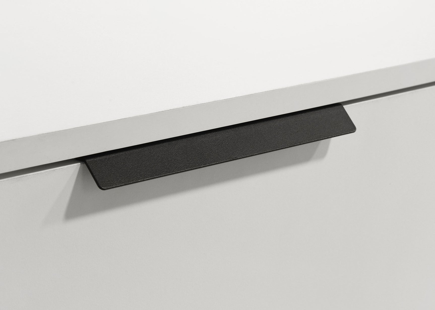 Sonora 5-piece California King Bedroom Set White - Tampa Furniture Outlet