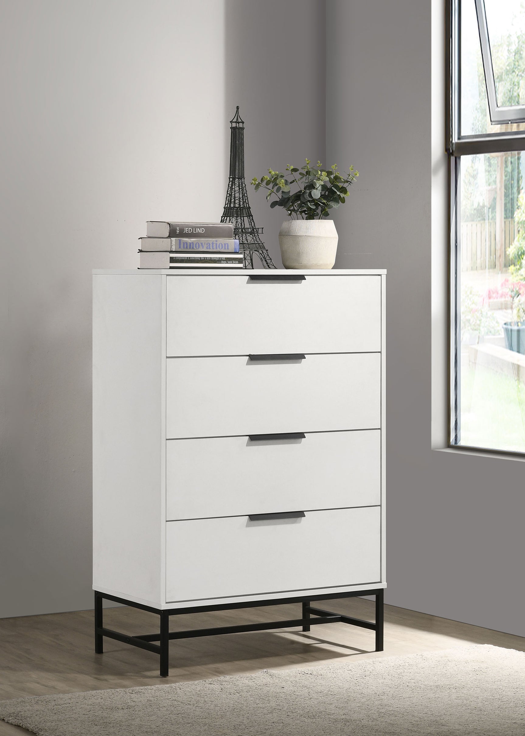 Sonora 4-drawer Bedroom Chest White - Tampa Furniture Outlet