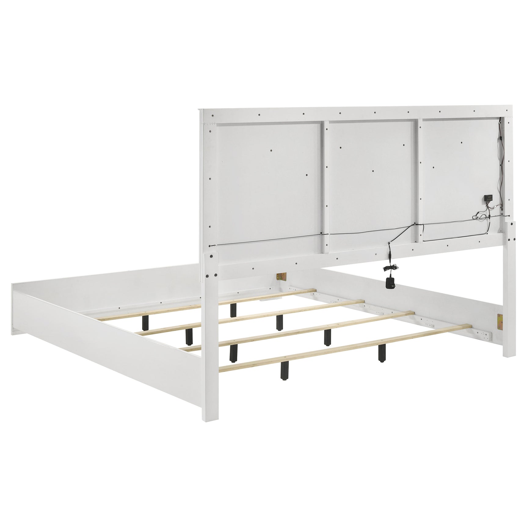 Ives 5-piece Eastern King Bedroom Set White High Gloss - Tampa Furniture Outlet