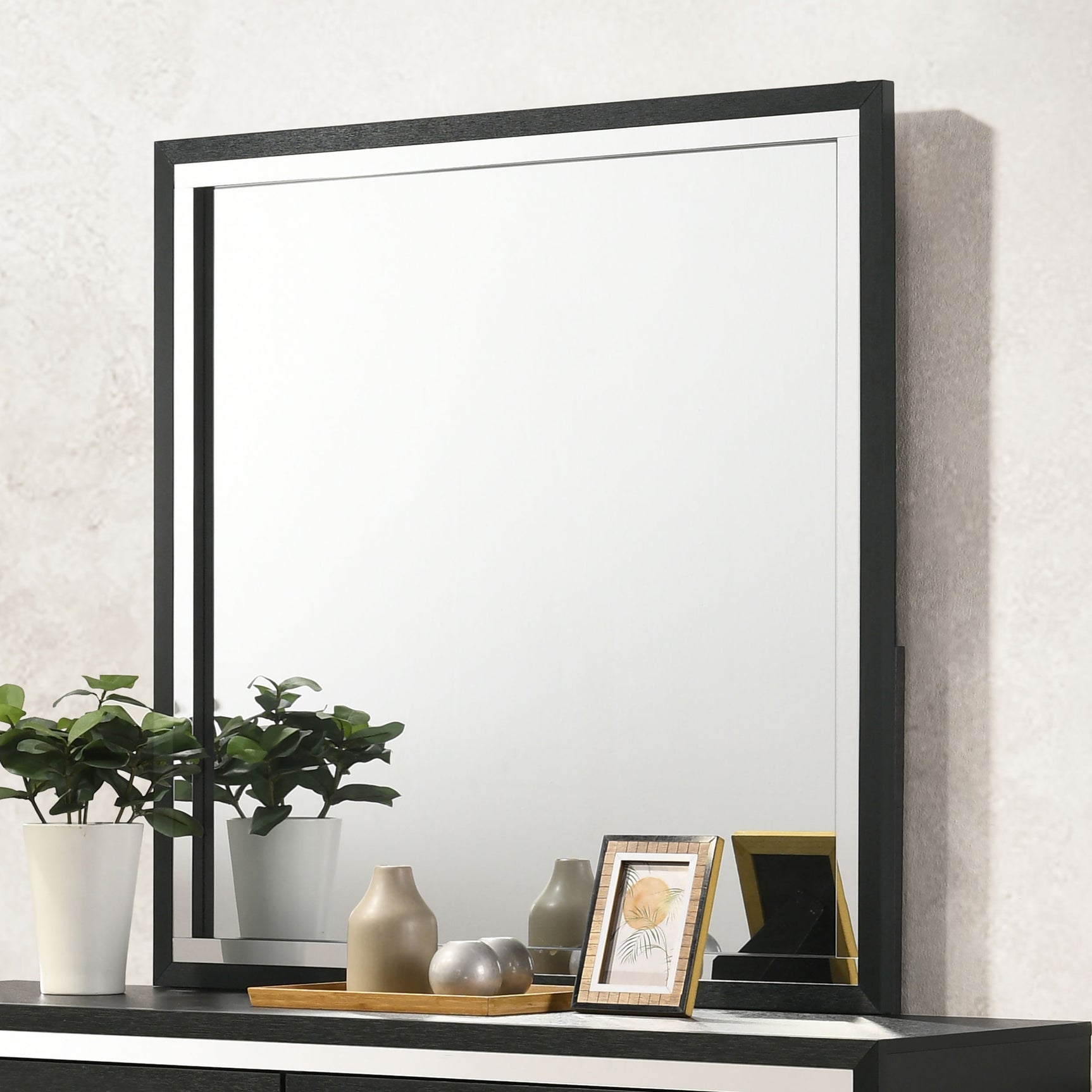 Lucia Dresser Mirror Black - Tampa Furniture Outlet