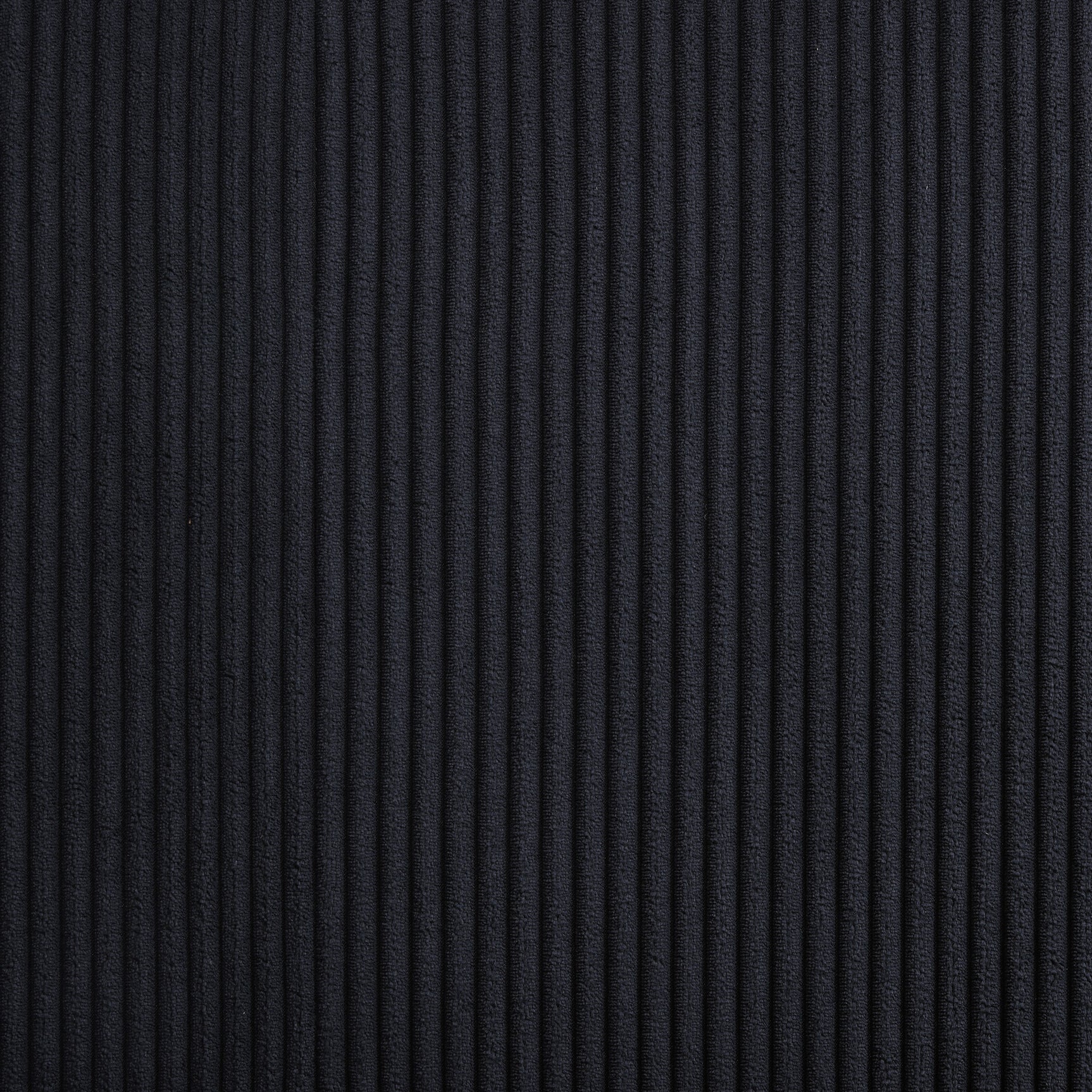 Tisdall Upholstered Cal King Flame Visualizer Bed Black - Tampa Furniture Outlet