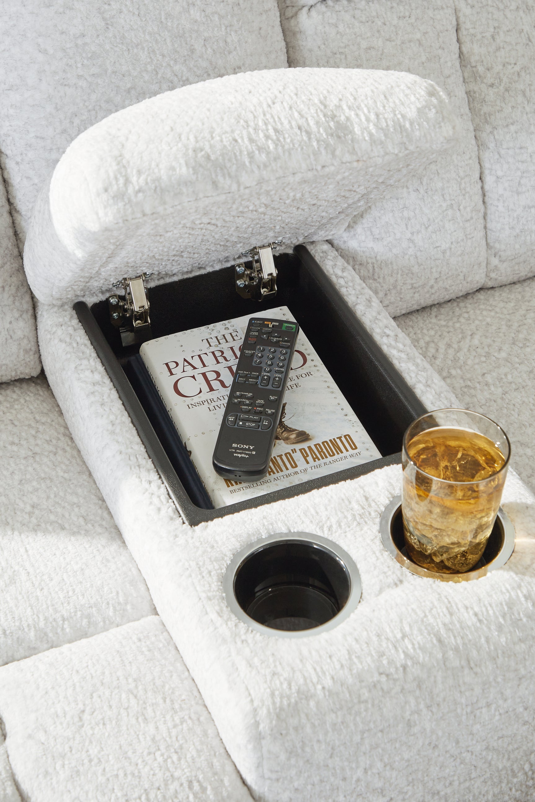 Frohn Living Room - Tampa Furniture Outlet