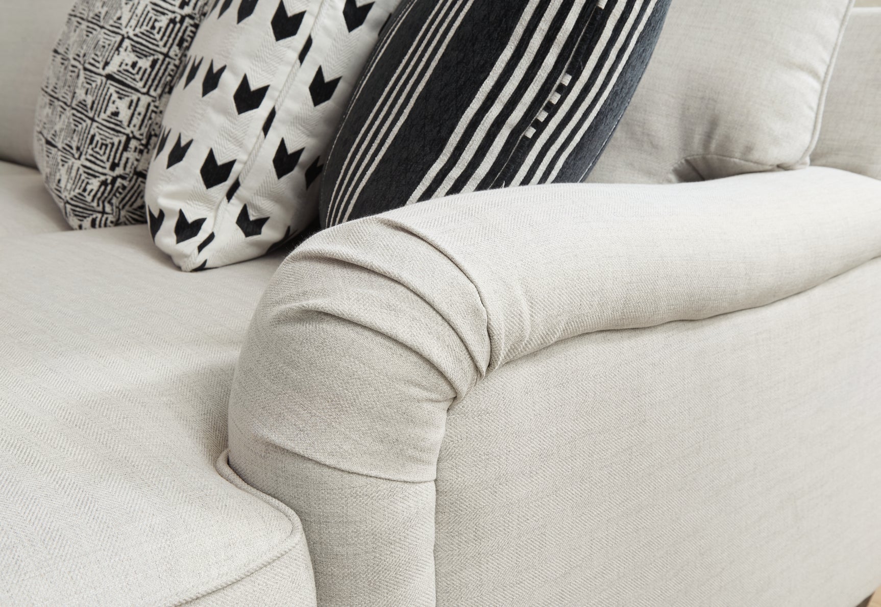 Huntsworth Sectional - Tampa Furniture Outlet