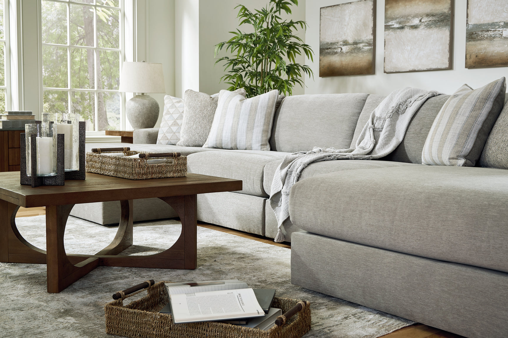Avaliyah Sectional - Tampa Furniture Outlet