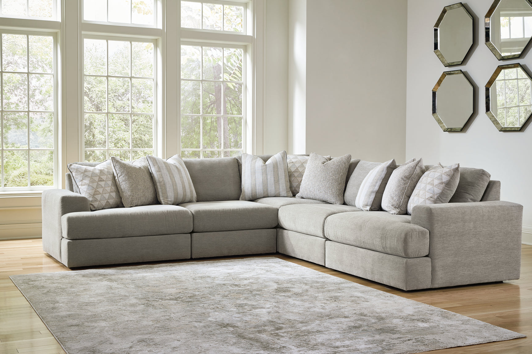 Avaliyah Sectional - Tampa Furniture Outlet