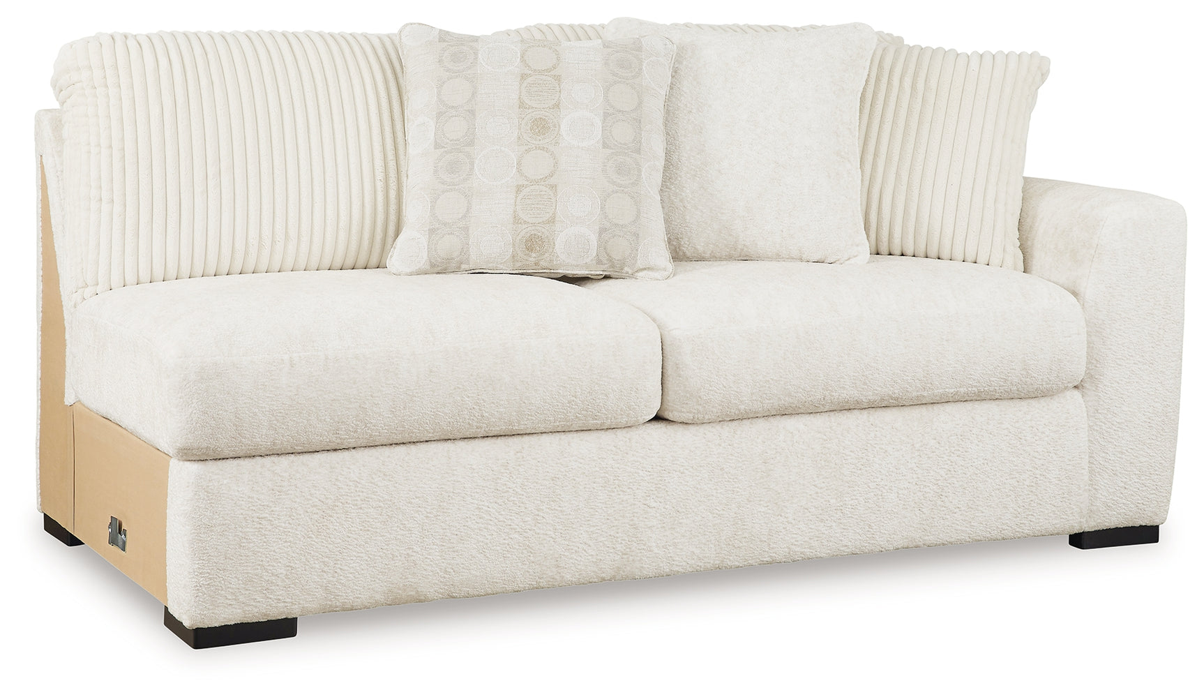 Chessington Sectional - Tampa Furniture Outlet