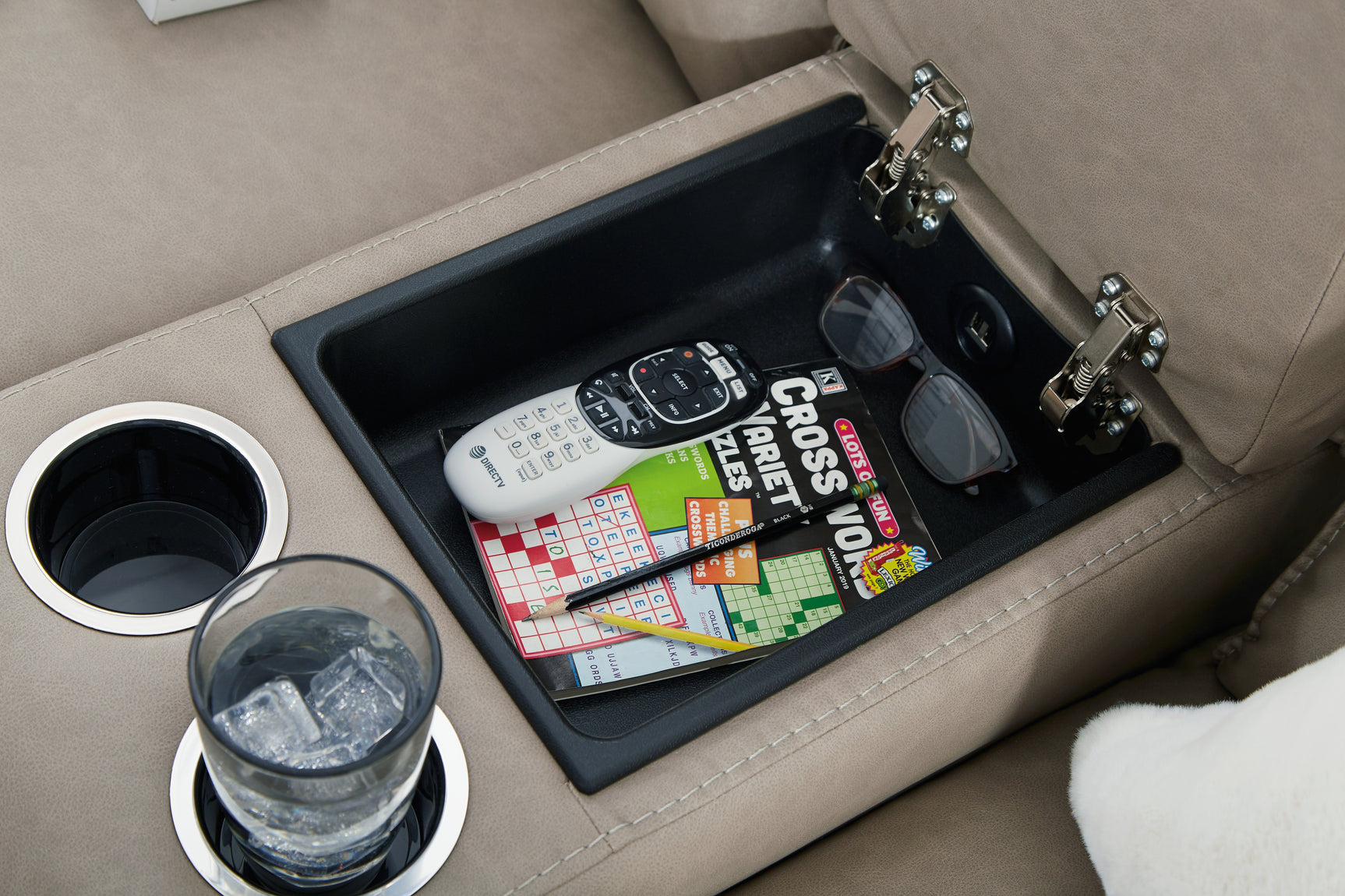 Lavenhorne Living Room - Tampa Furniture Outlet