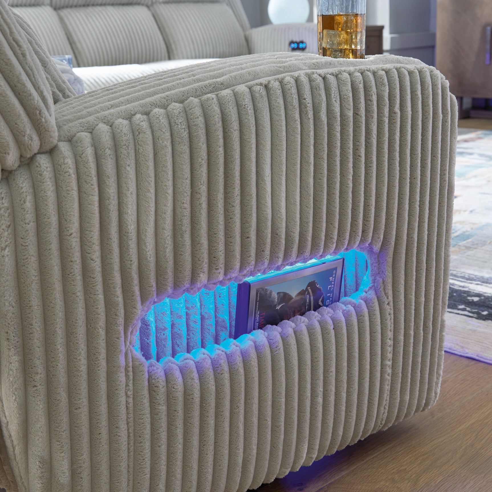 Forest Lake Living Room - Tampa Furniture Outlet