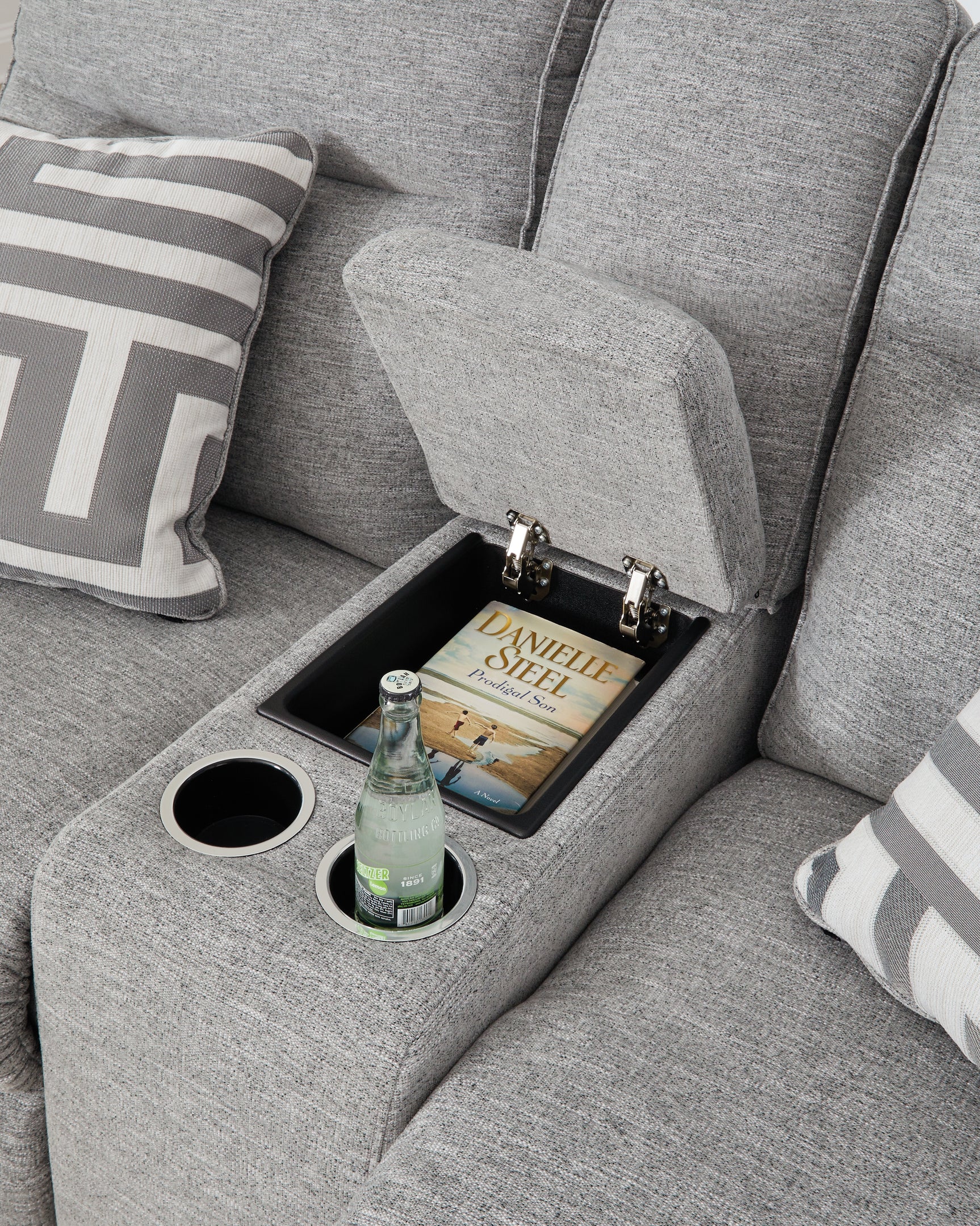 Biscoe Living Room - Tampa Furniture Outlet