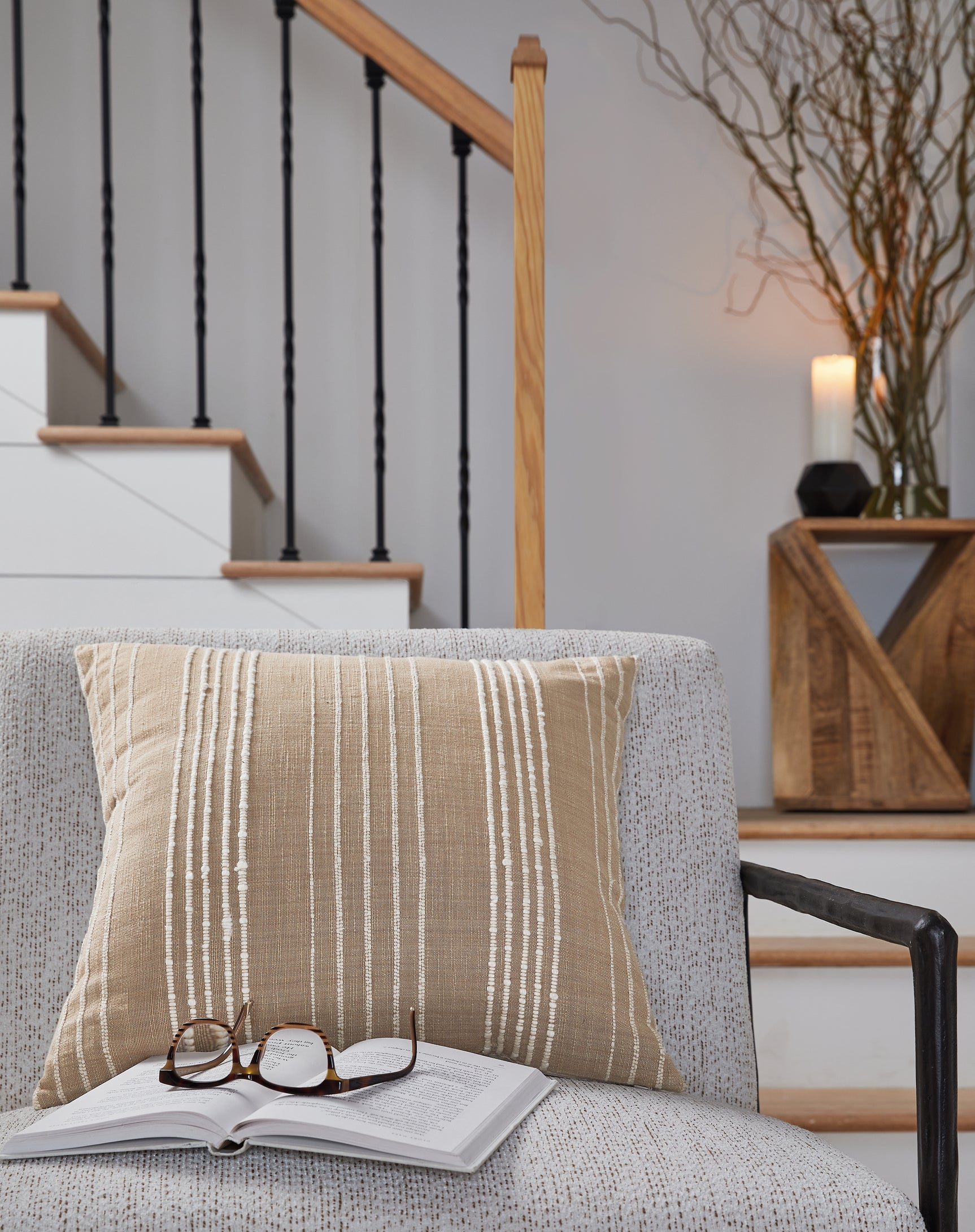 Benbert Pillows - Tampa Furniture Outlet