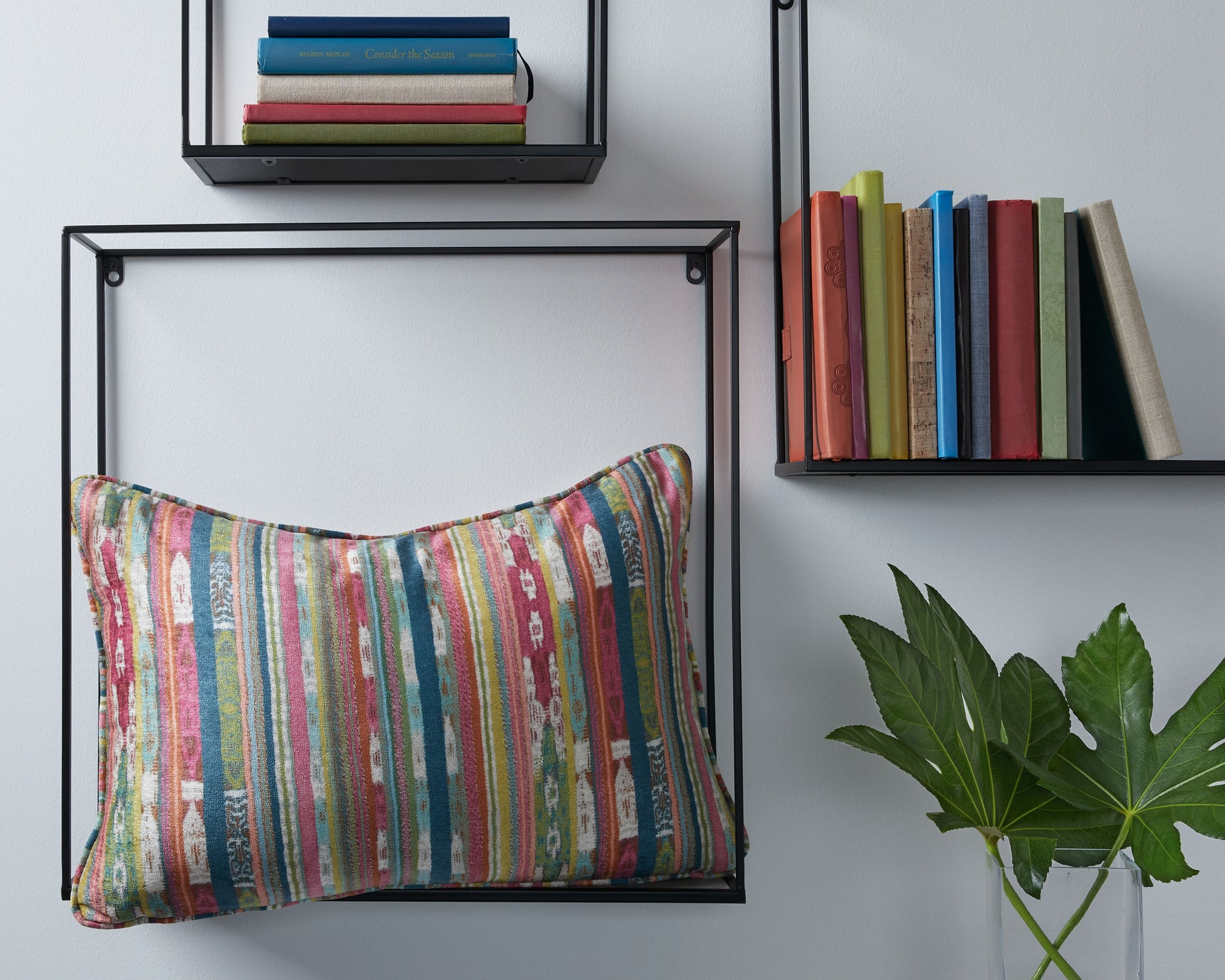Orensburgh Pillows - Tampa Furniture Outlet
