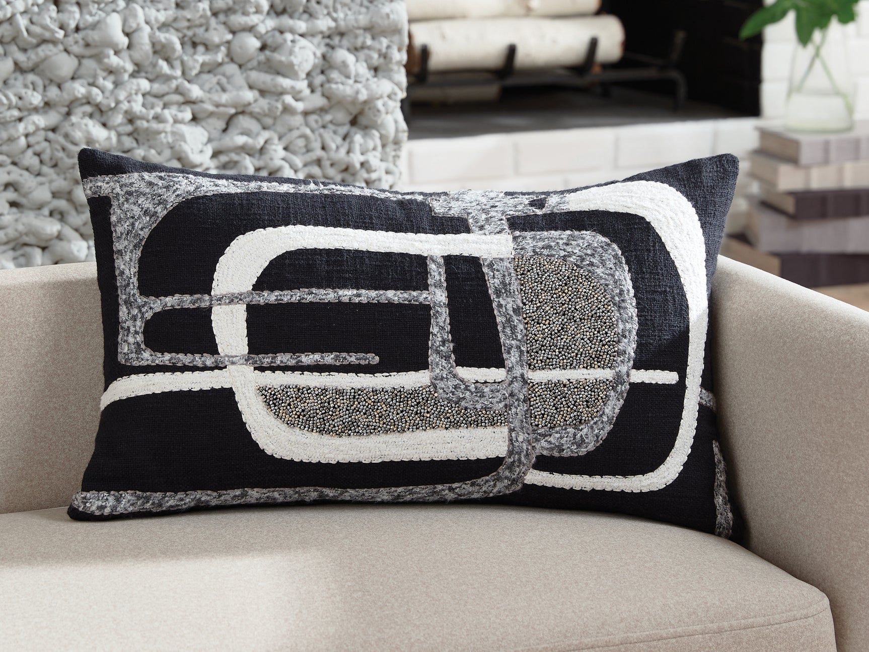 Gavrileigh Pillows - Tampa Furniture Outlet