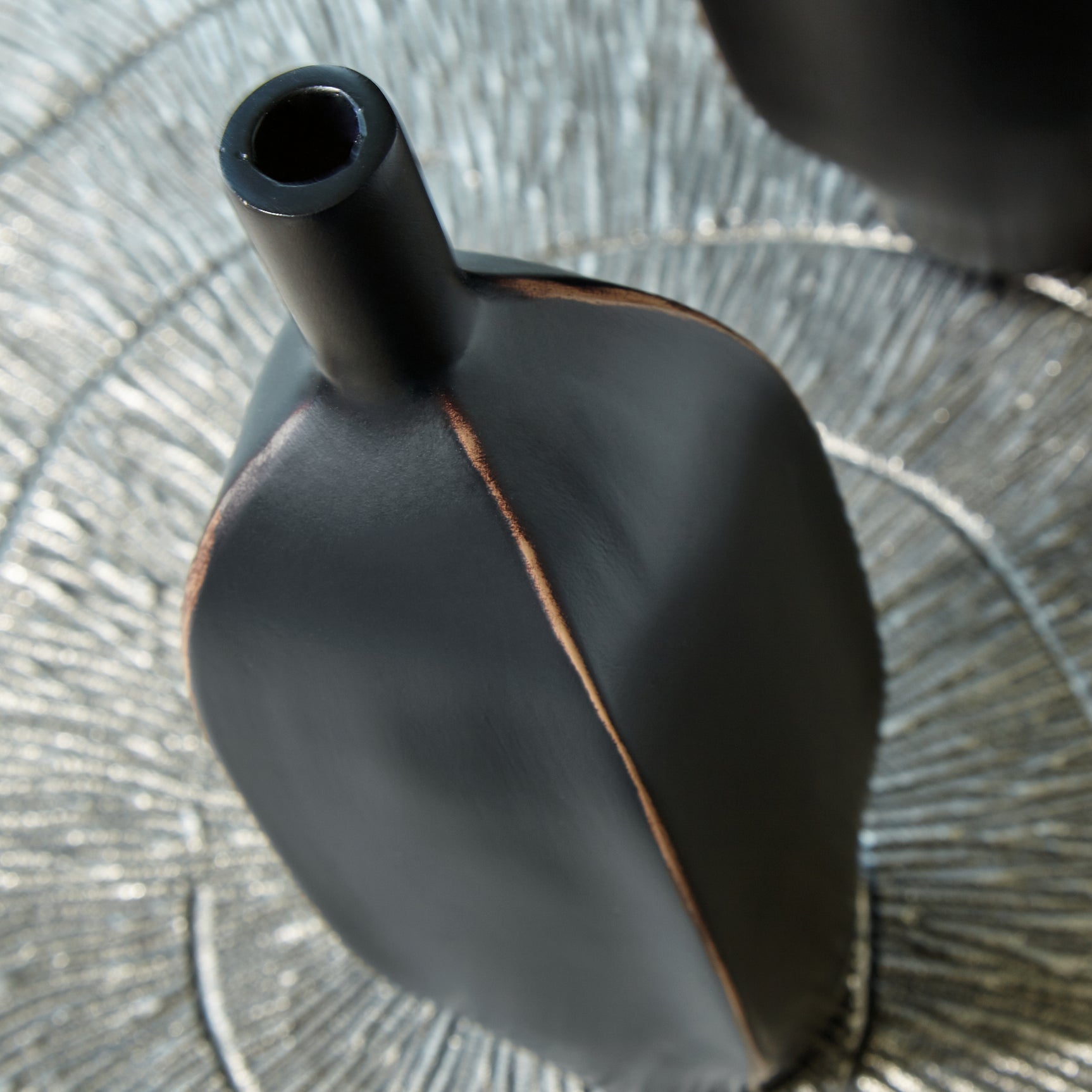 Rhaveney Vase - Tampa Furniture Outlet