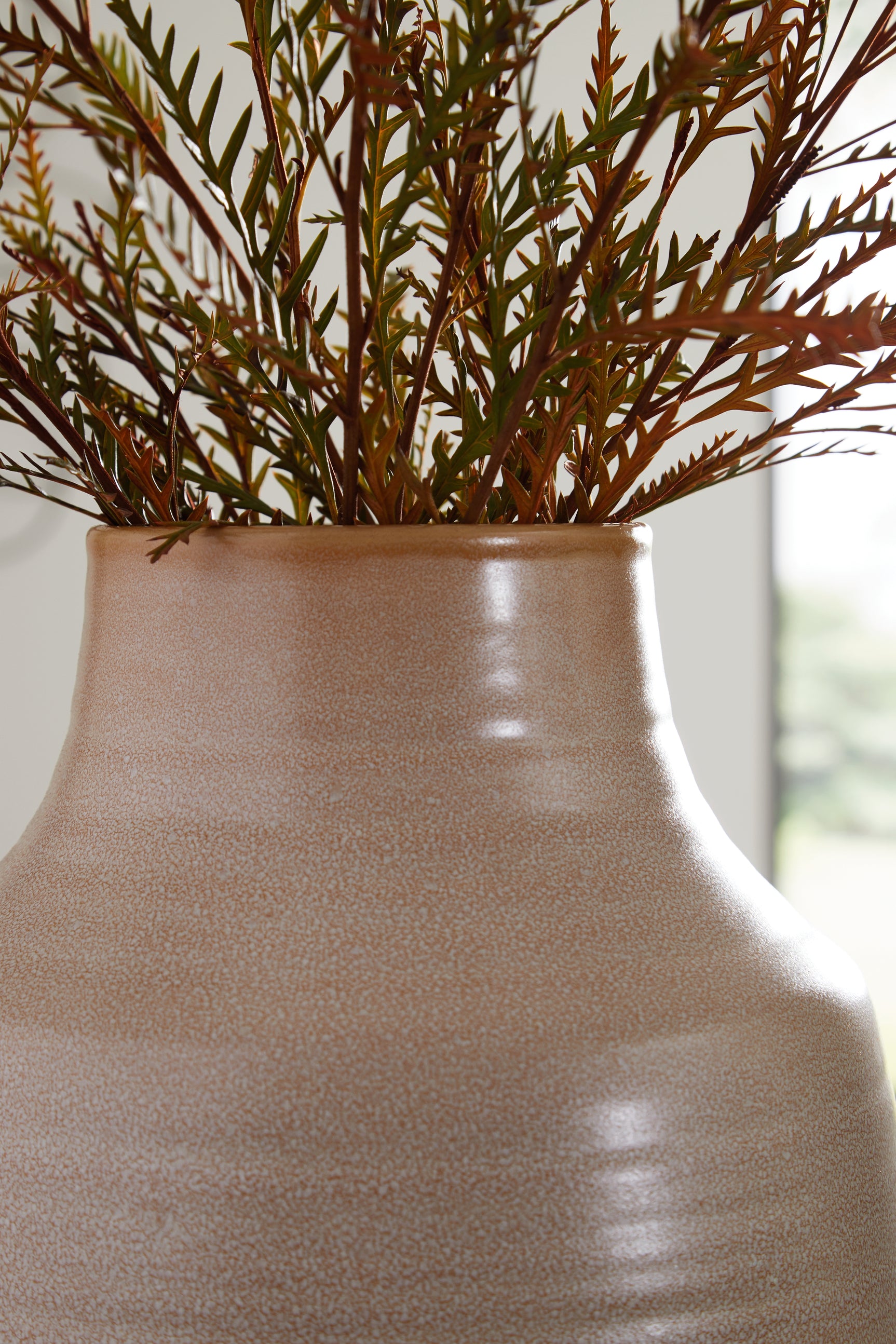 Millcott Vase - Tampa Furniture Outlet