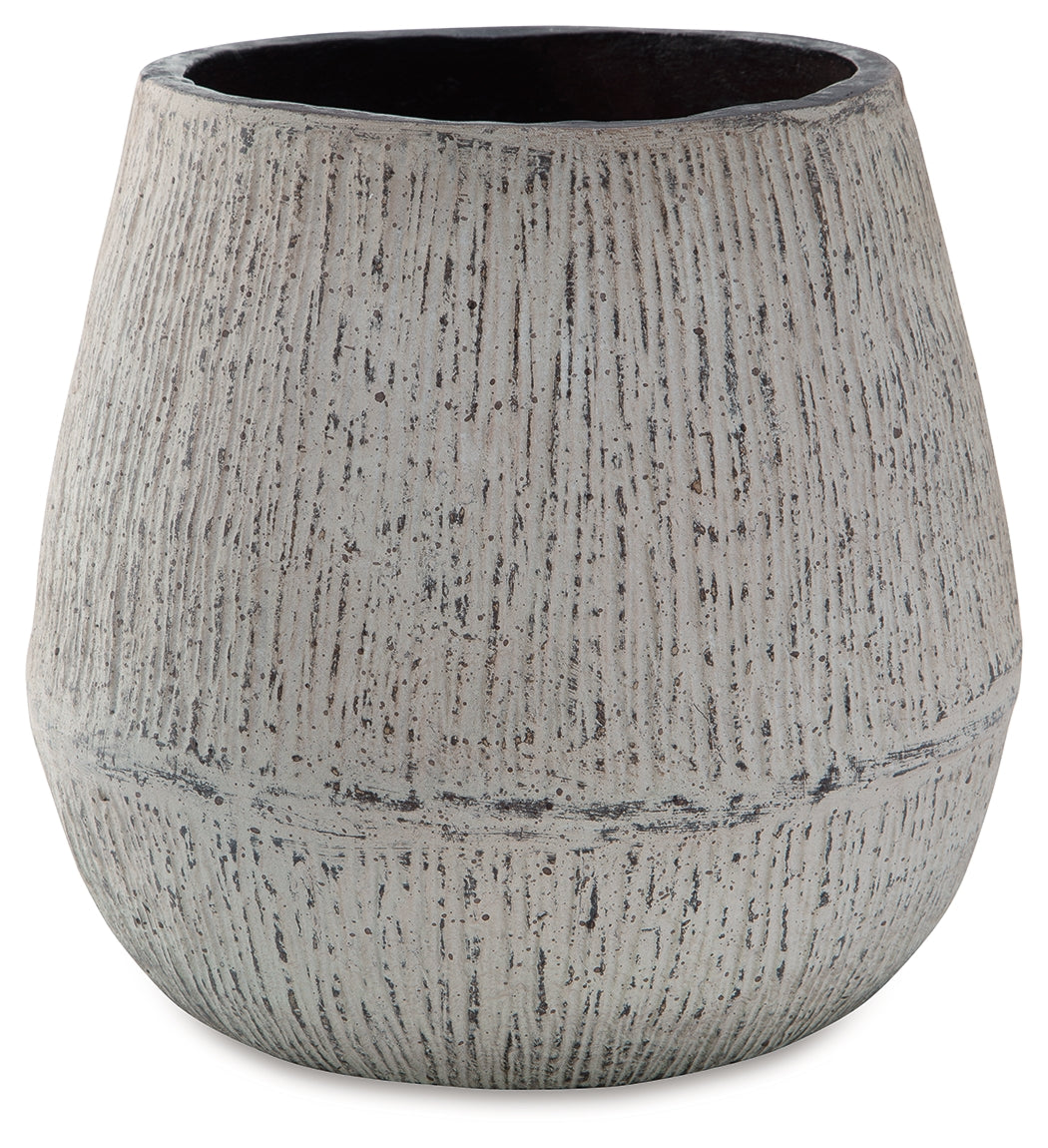 Claymount Vase - Tampa Furniture Outlet