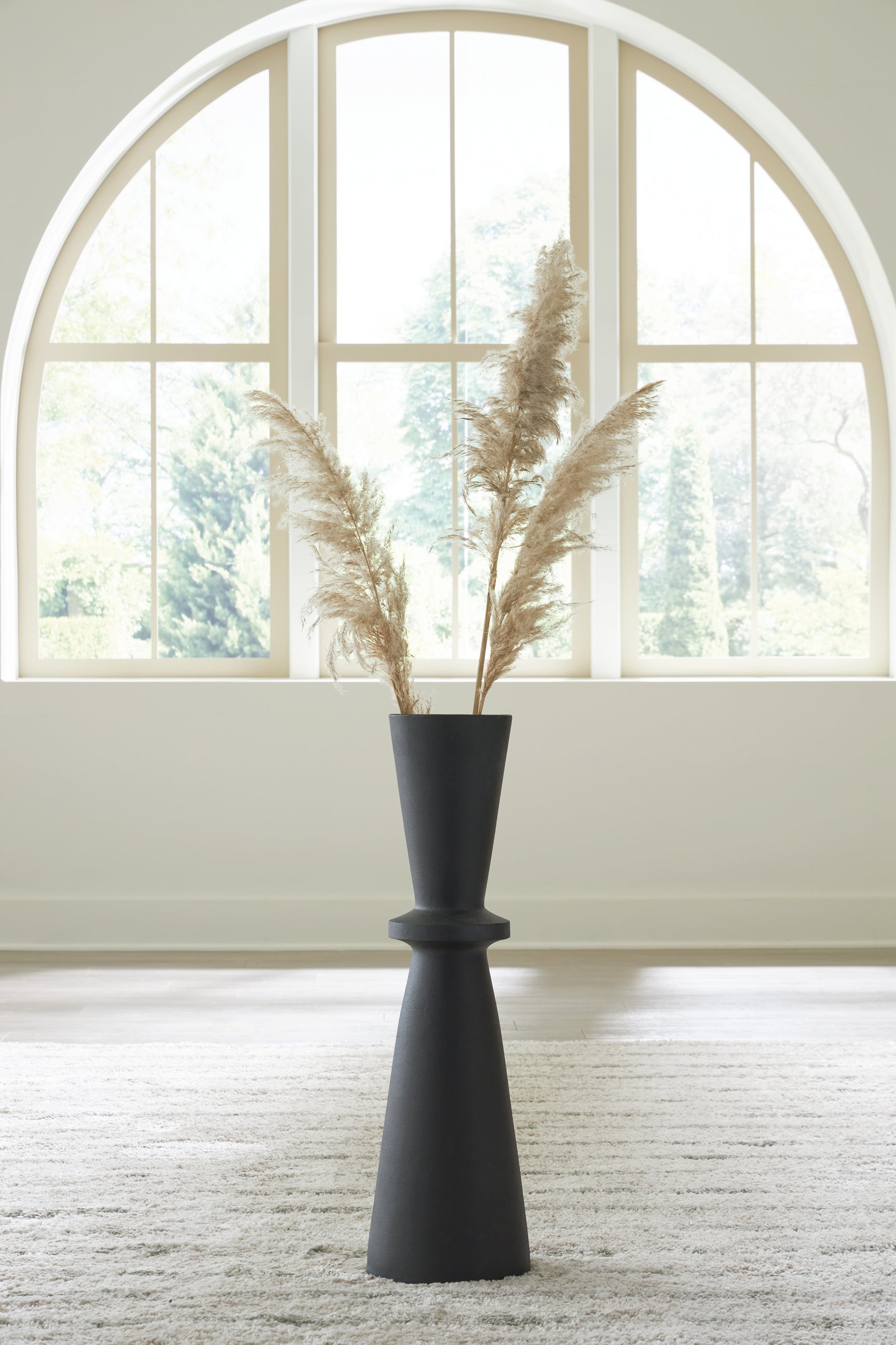 Collisten Vase - Tampa Furniture Outlet