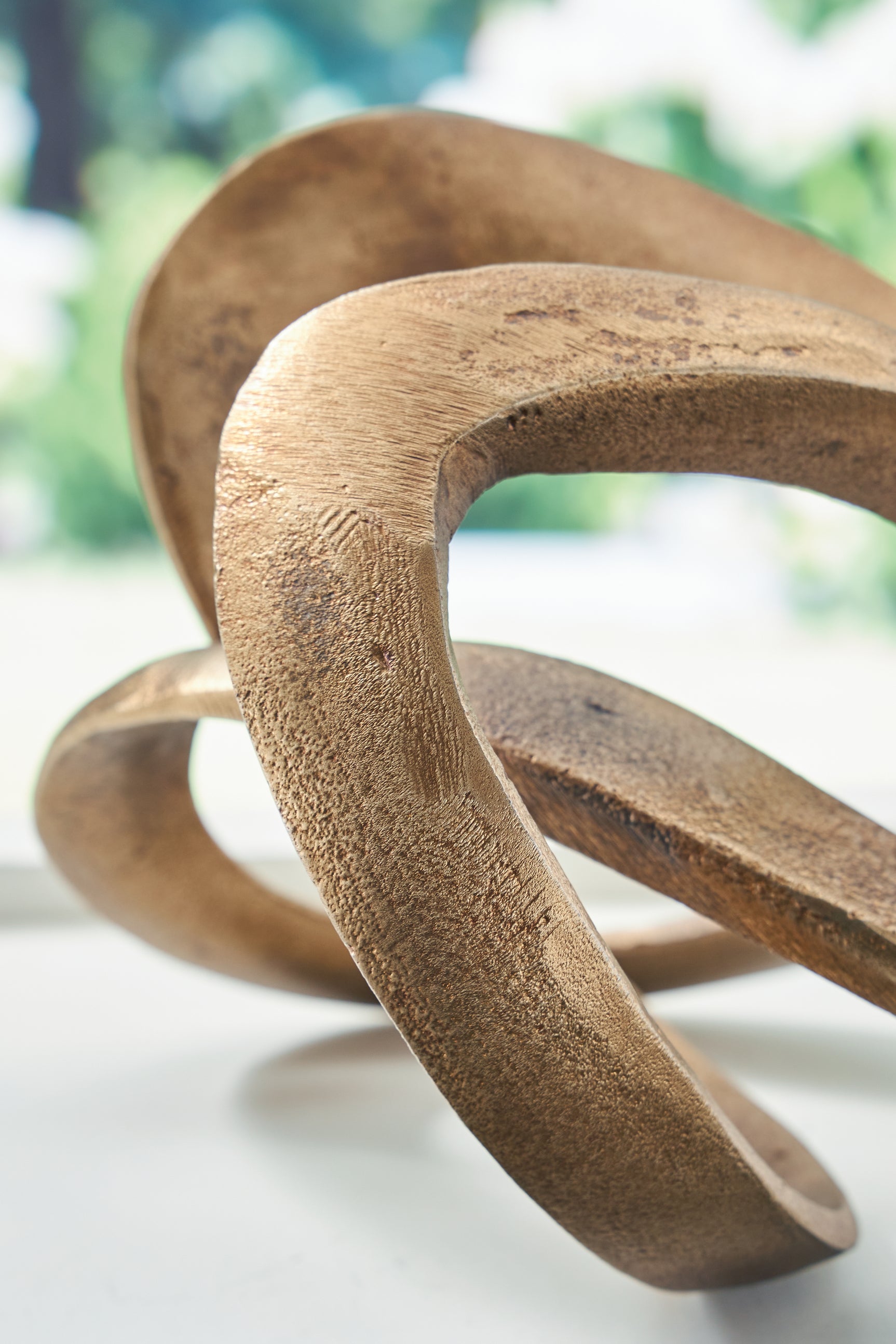 Dunnruck Sculpture - Tampa Furniture Outlet