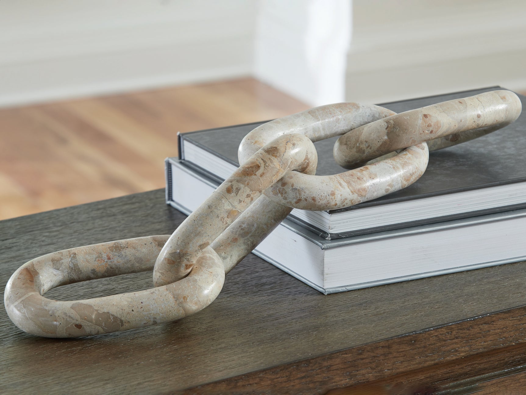 Tampa Furniture Outlet - Ashley Furniture - Kenport Sculpture - Sculpture / Light Beige - A2000733