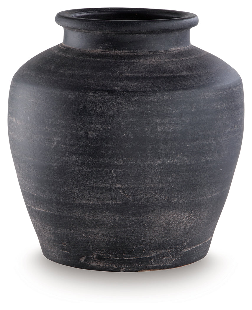 Meadie Vase - Tampa Furniture Outlet