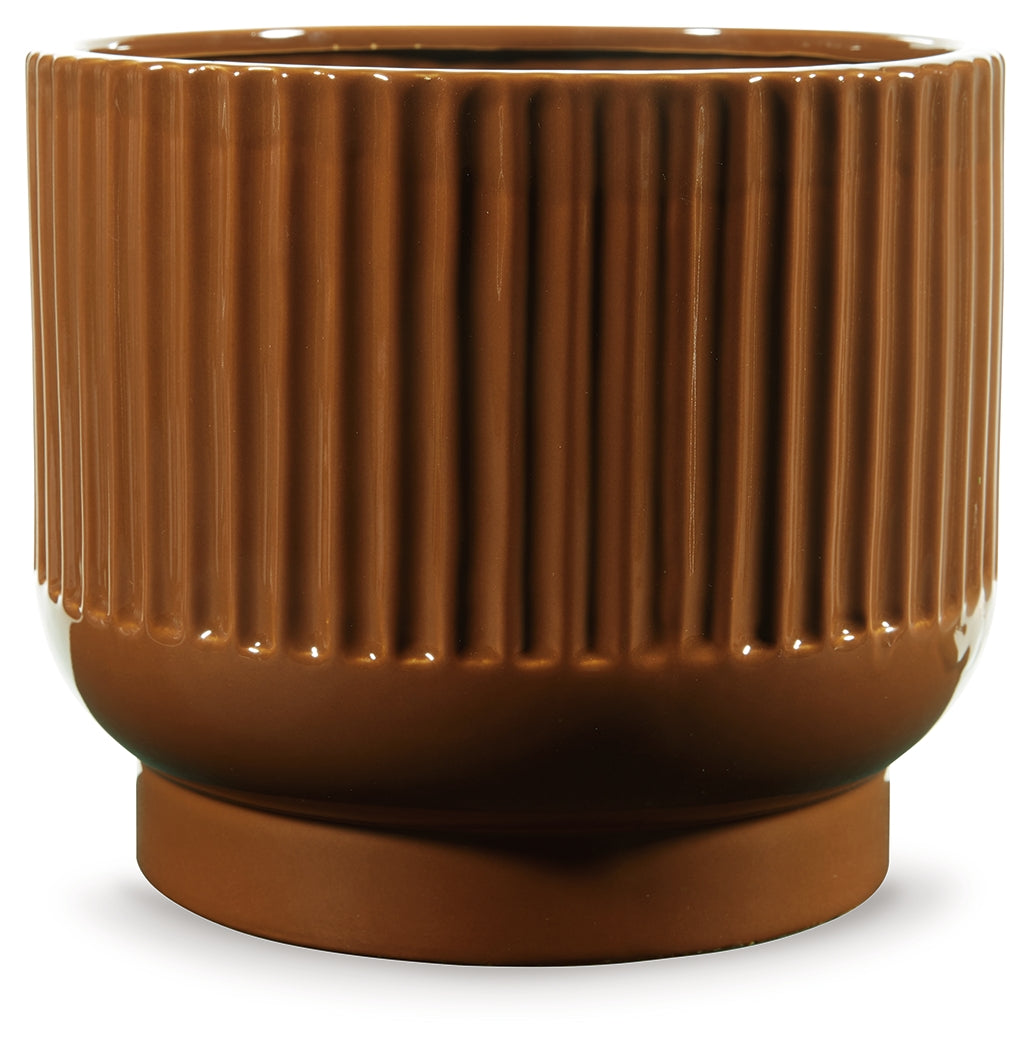 Avalyah Vase - Tampa Furniture Outlet