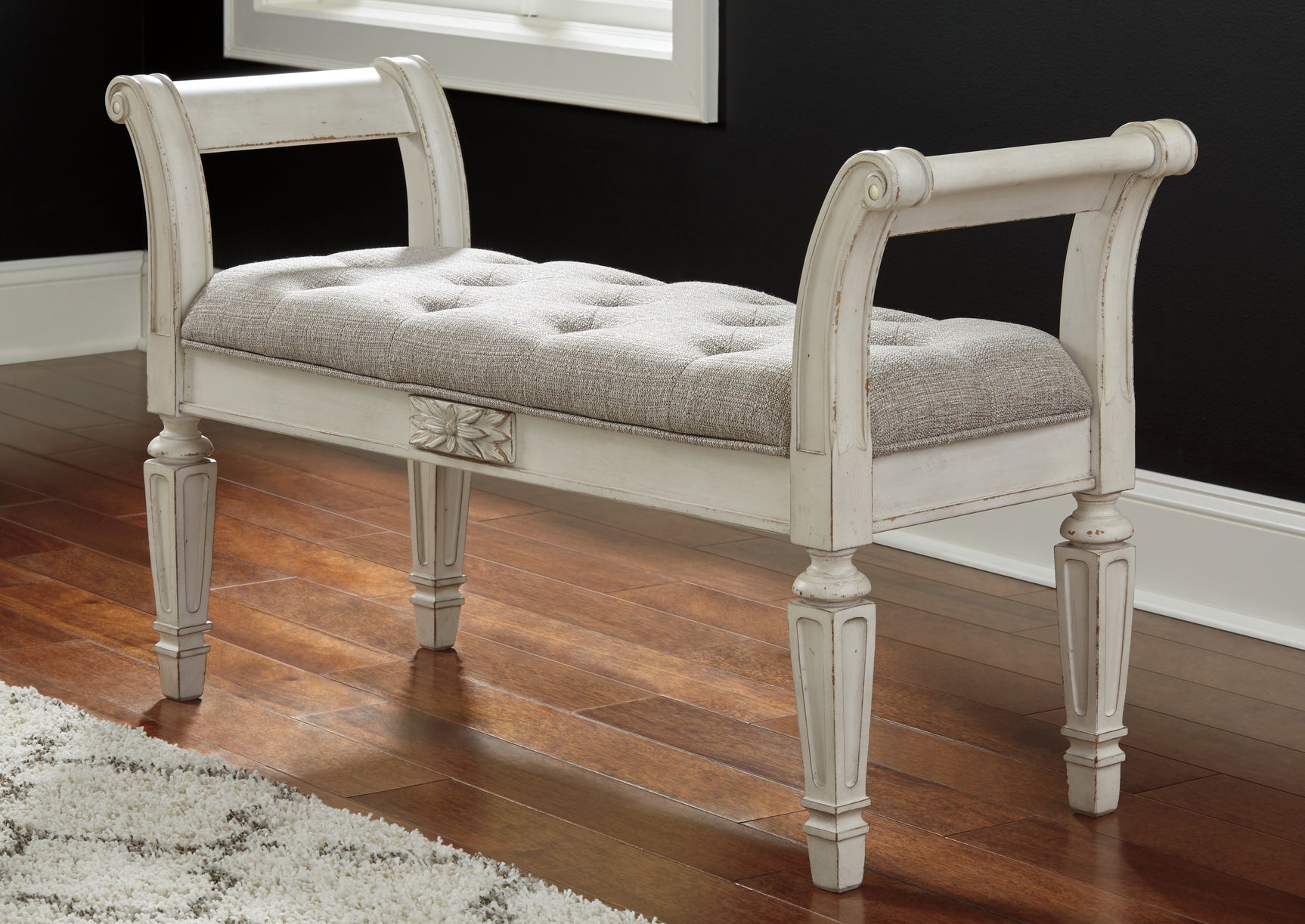 Realyn Accent Bench - Tampa Furniture Outlet