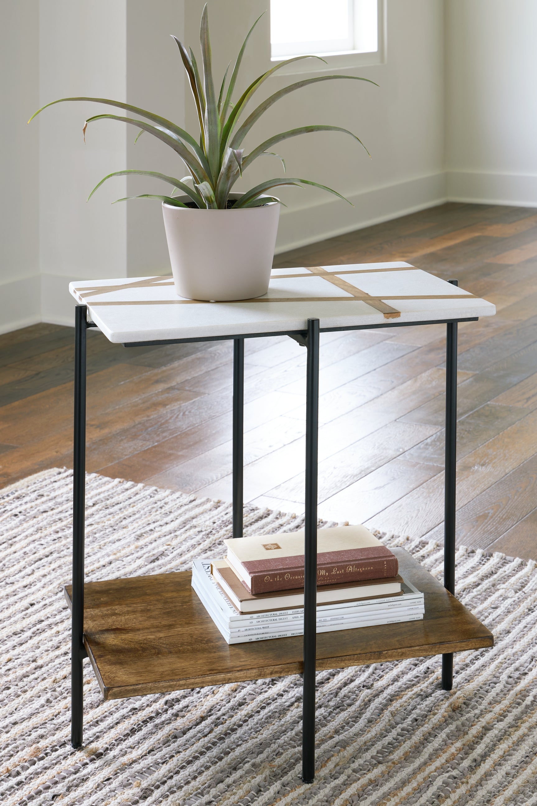Tampa Furniture Outlet - Ashley Furniture - Braxmore Accent Table - Accent Table / White/Light Brown - A4000525