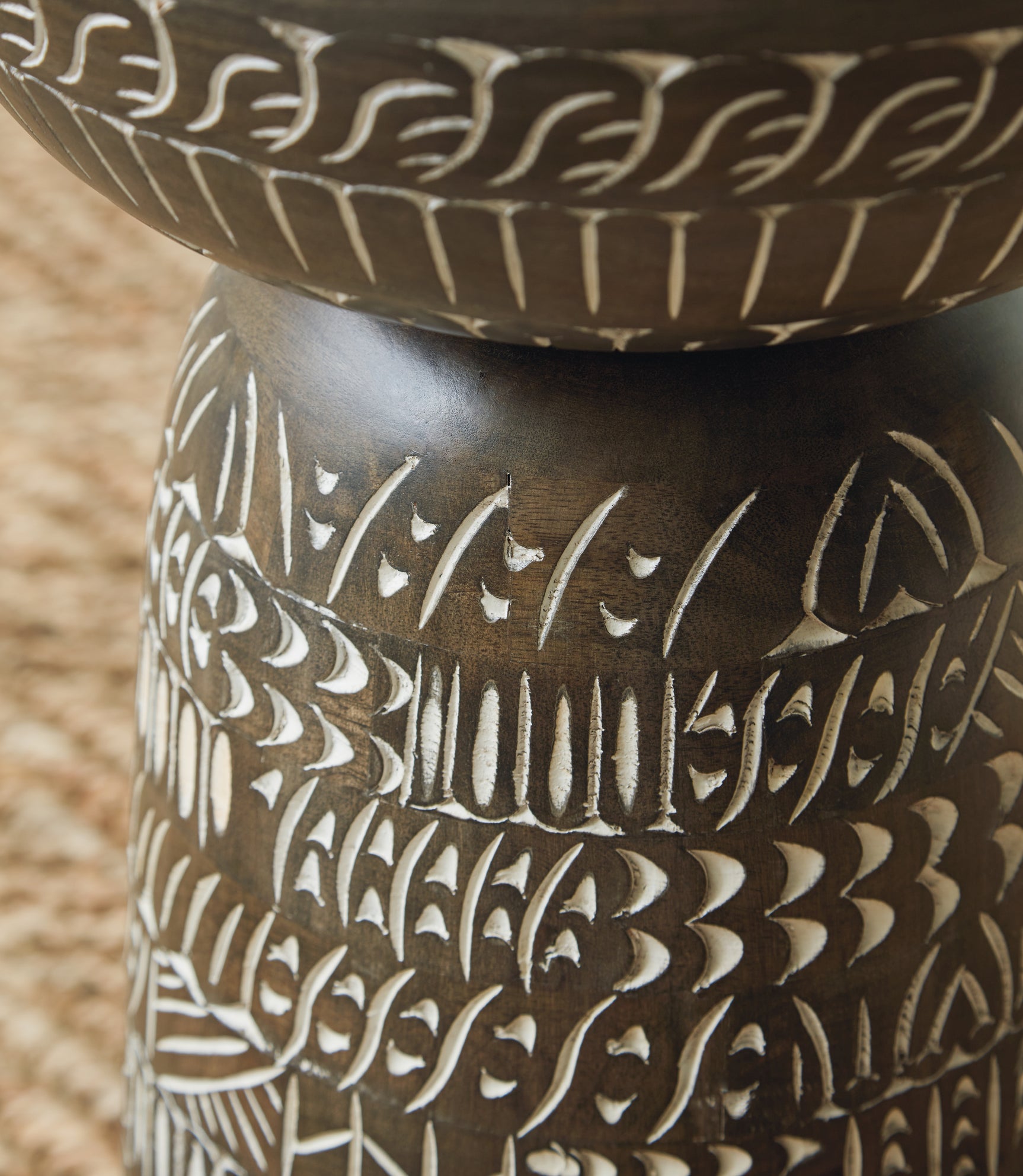 Hadcher Accent Table - Tampa Furniture Outlet