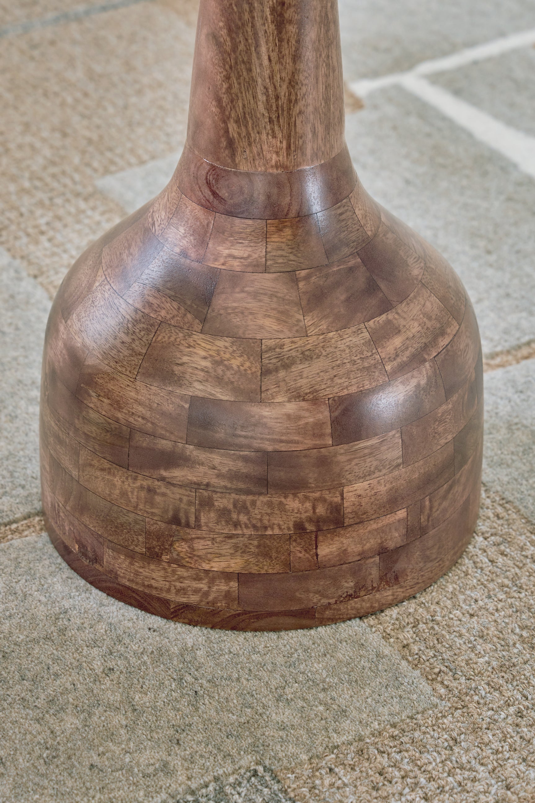 Joville Accent Table - Tampa Furniture Outlet