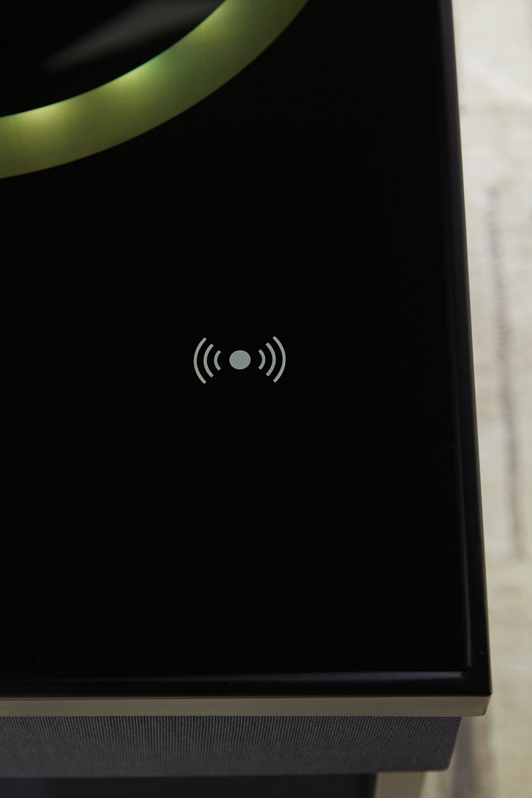 Gemmet Accent Table with Speaker - Tampa Furniture Outlet