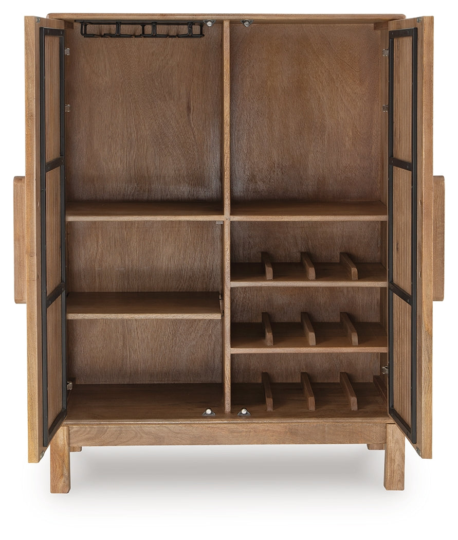 Pellamour Bar Cabinet - Tampa Furniture Outlet