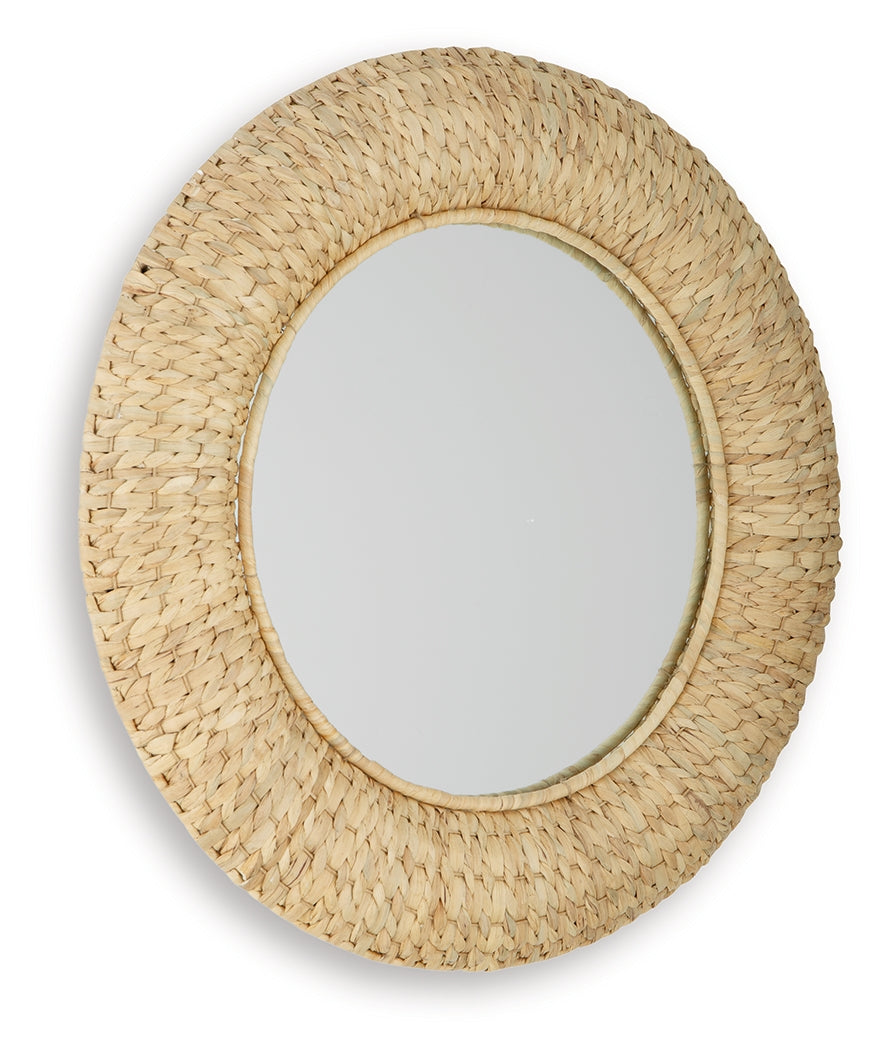Briggsburg Mirror - Tampa Furniture Outlet
