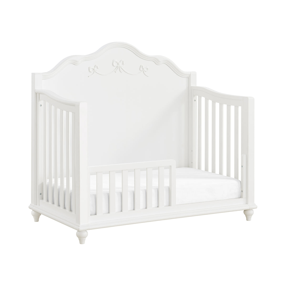 Alana Crib with Guardrails in White