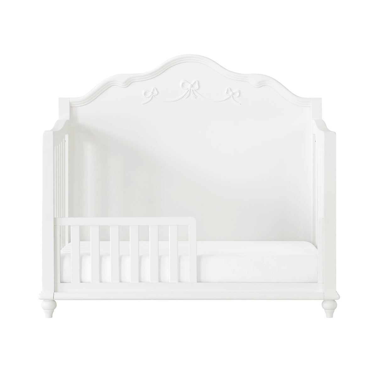 Alana Crib with Guardrails in White