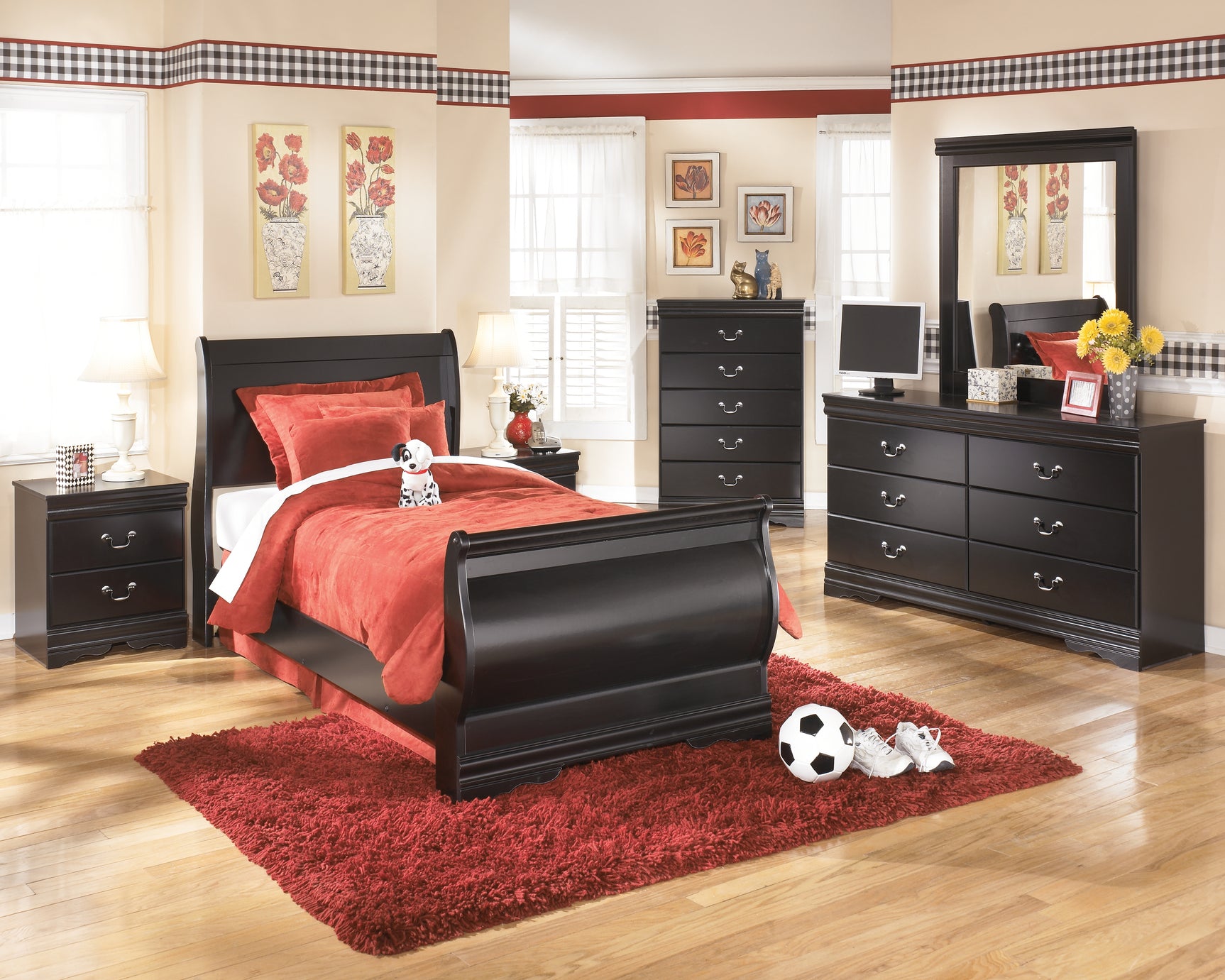Huey Vineyard Bedroom - Tampa Furniture Outlet