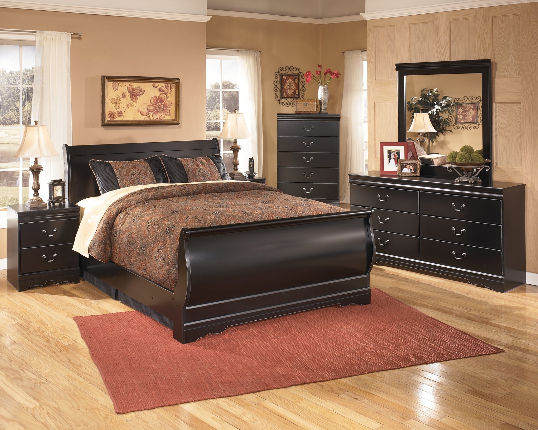 Huey Vineyard Bedroom - Tampa Furniture Outlet