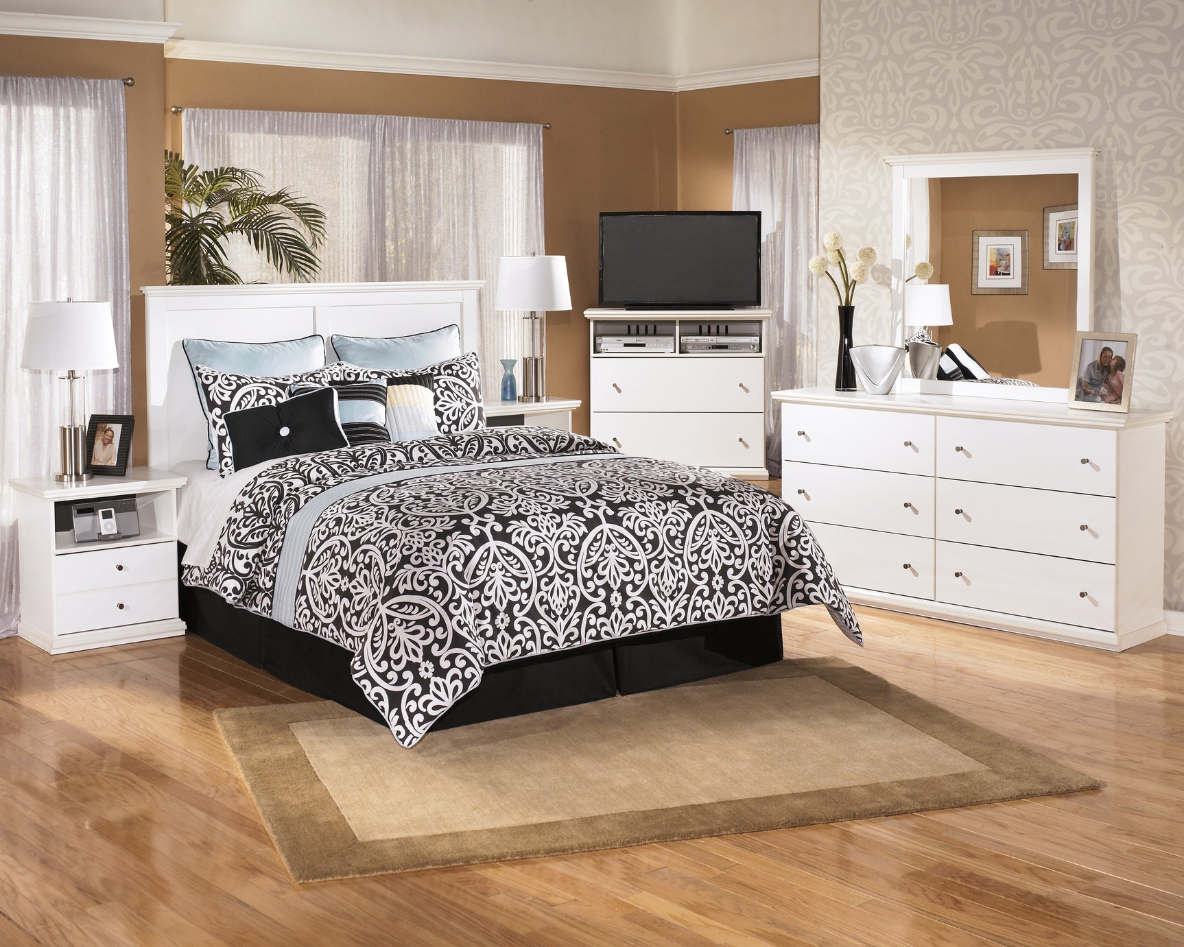 Bostwick Shoals Bedroom - Tampa Furniture Outlet