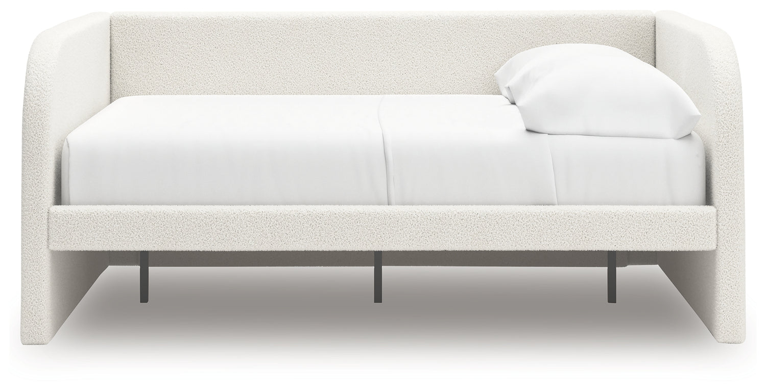 Arloster Bedroom
