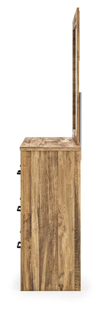 Maystonna Bedroom - Tampa Furniture Outlet