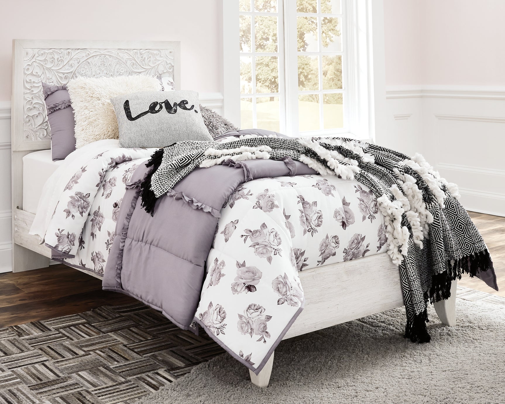 Paxberry Bedroom - Tampa Furniture Outlet
