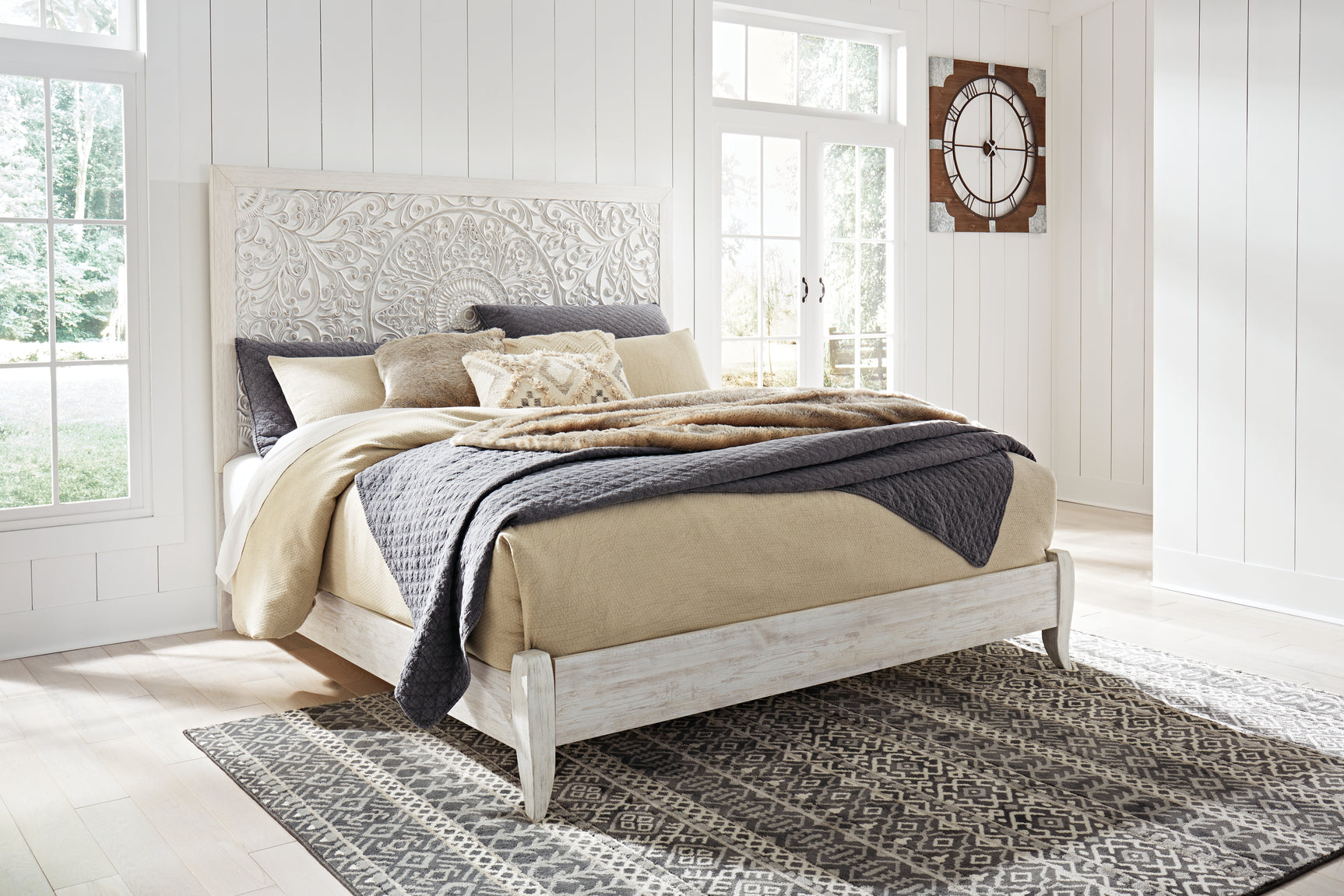 Paxberry Bedroom - Tampa Furniture Outlet