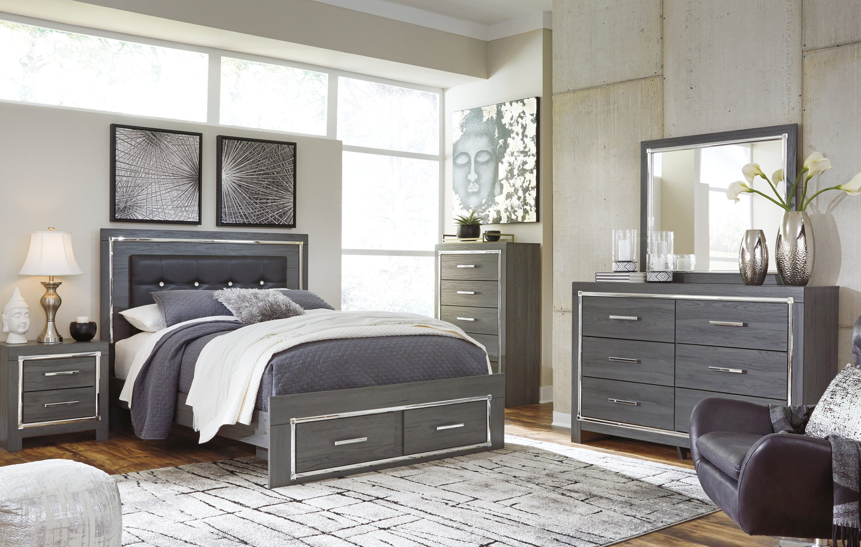 Lodanna Bedroom - Tampa Furniture Outlet