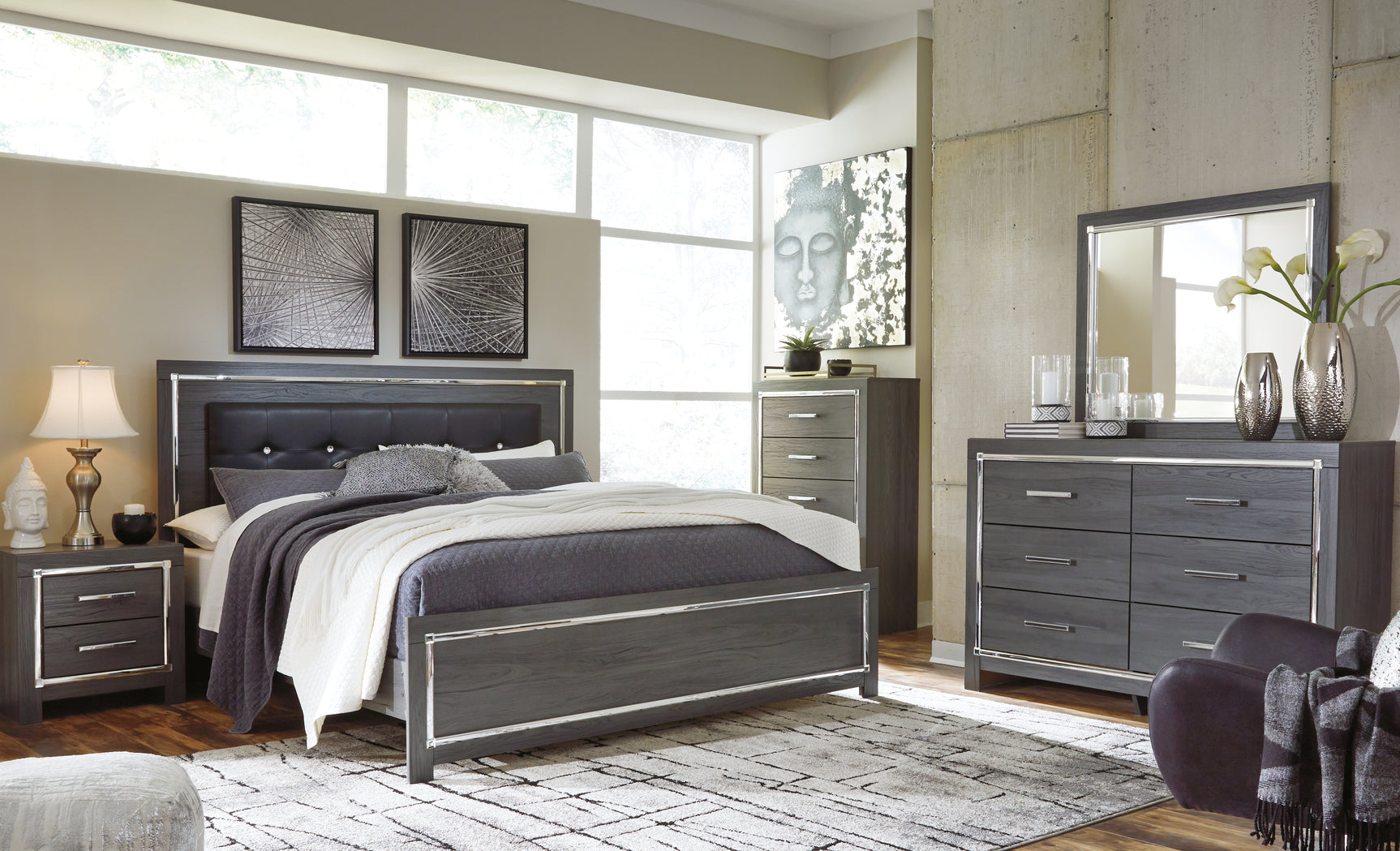 Lodanna Bedroom - Tampa Furniture Outlet