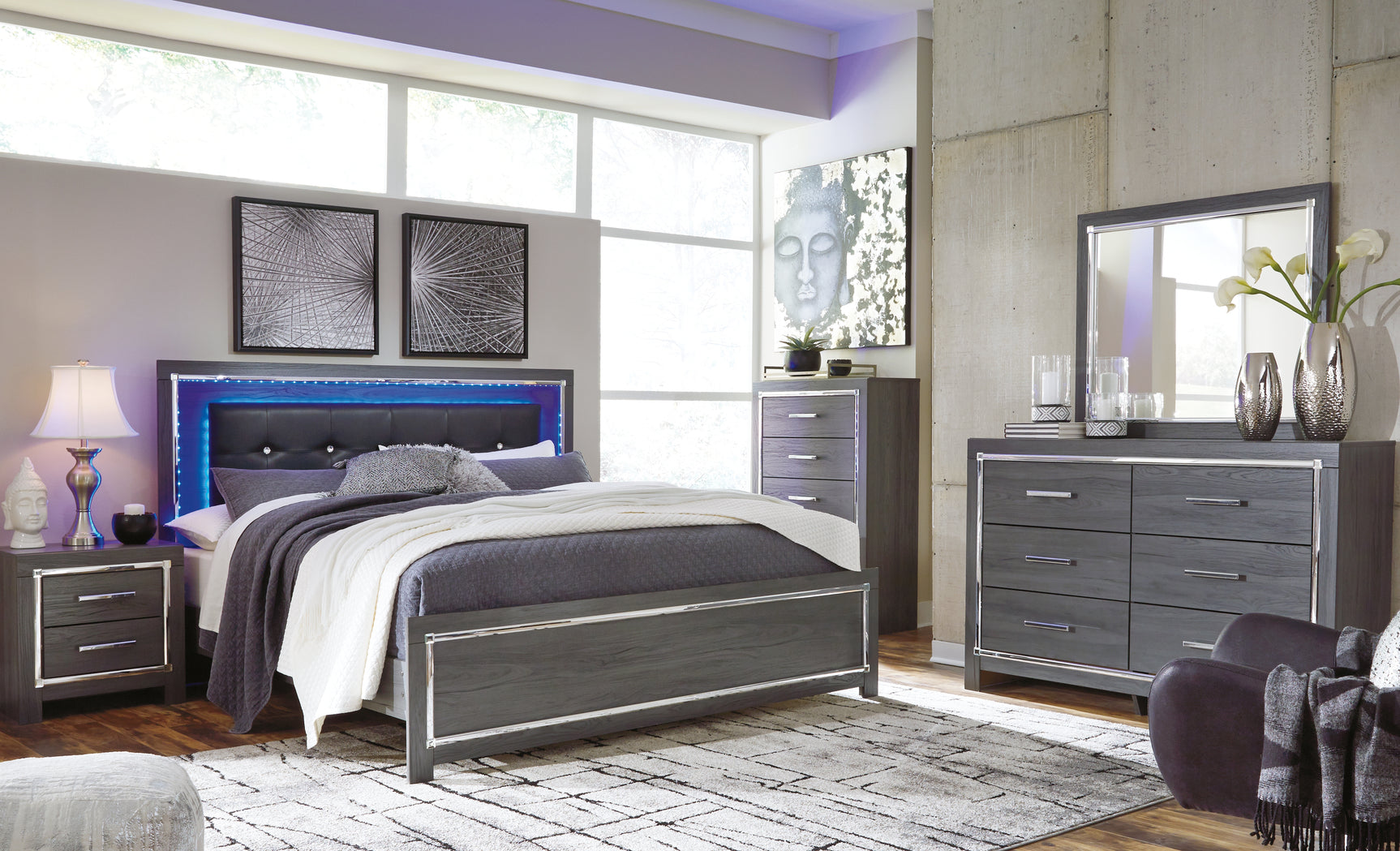 Lodanna Bedroom - Tampa Furniture Outlet