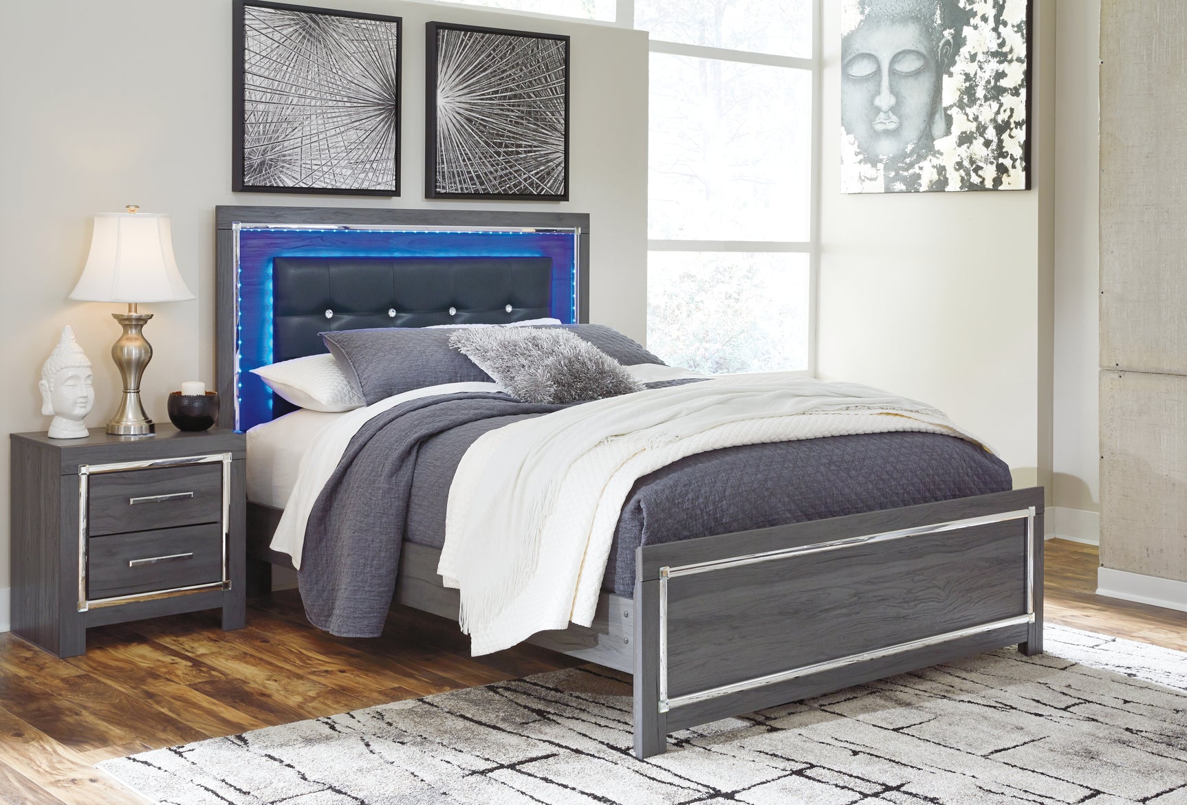 Lodanna Bedroom - Tampa Furniture Outlet
